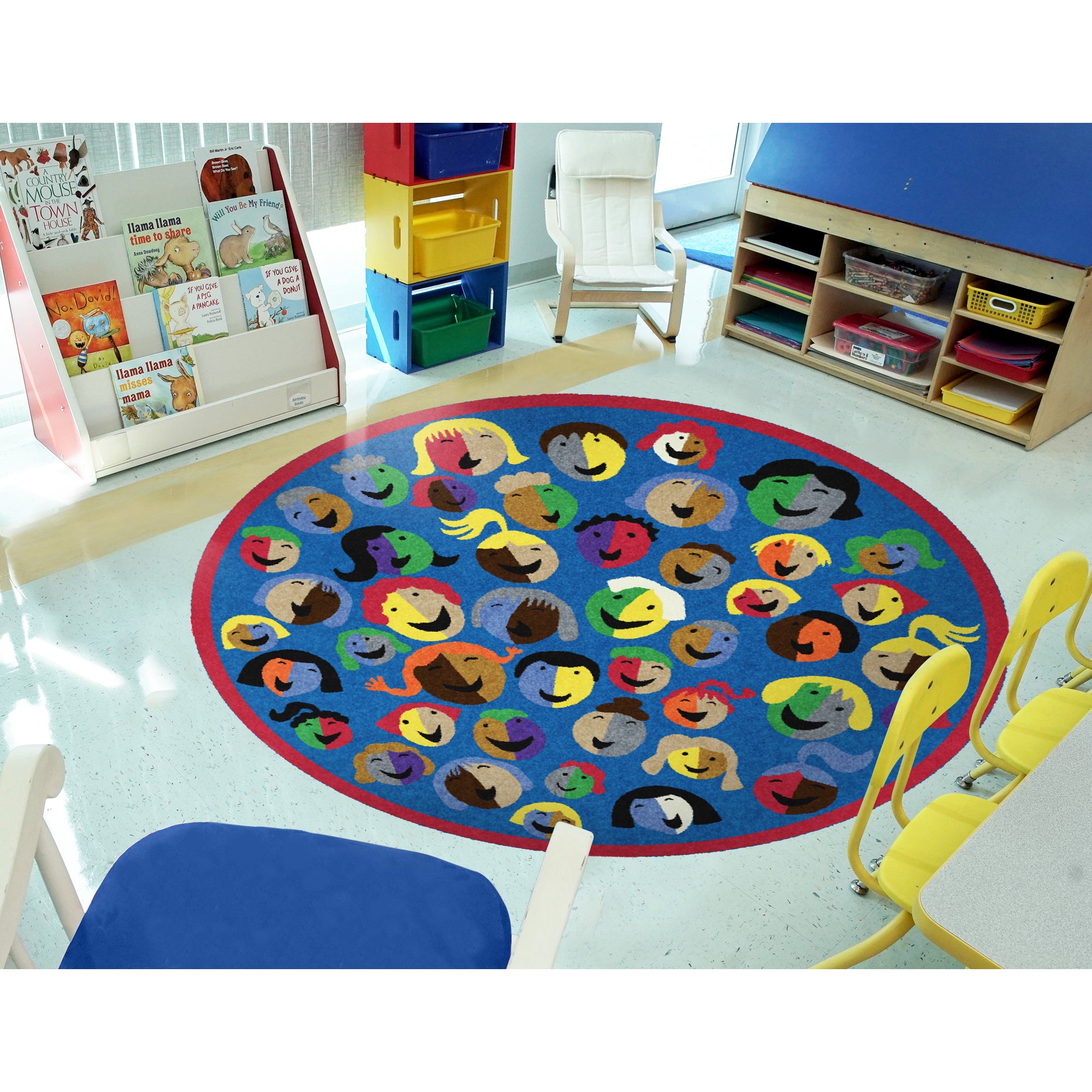 Joyful Faces 7'7" Round area rug in color Blue