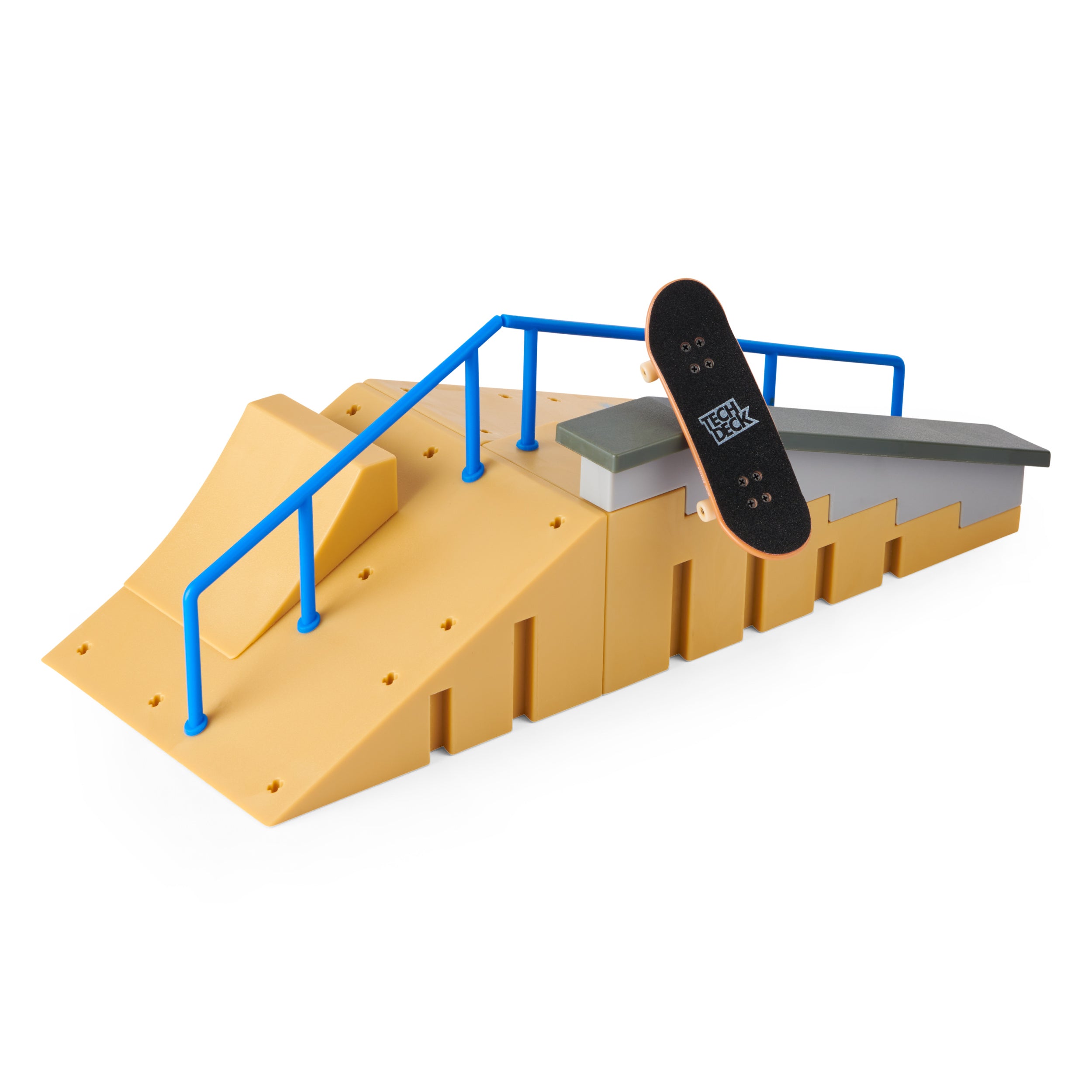 Tech Deck, Jump N’ Grind X-Connect Park Creator, Customizable and Buildable Ramp Set with Exclusive Fingerboard, Kids Toy for Ages 6 and up