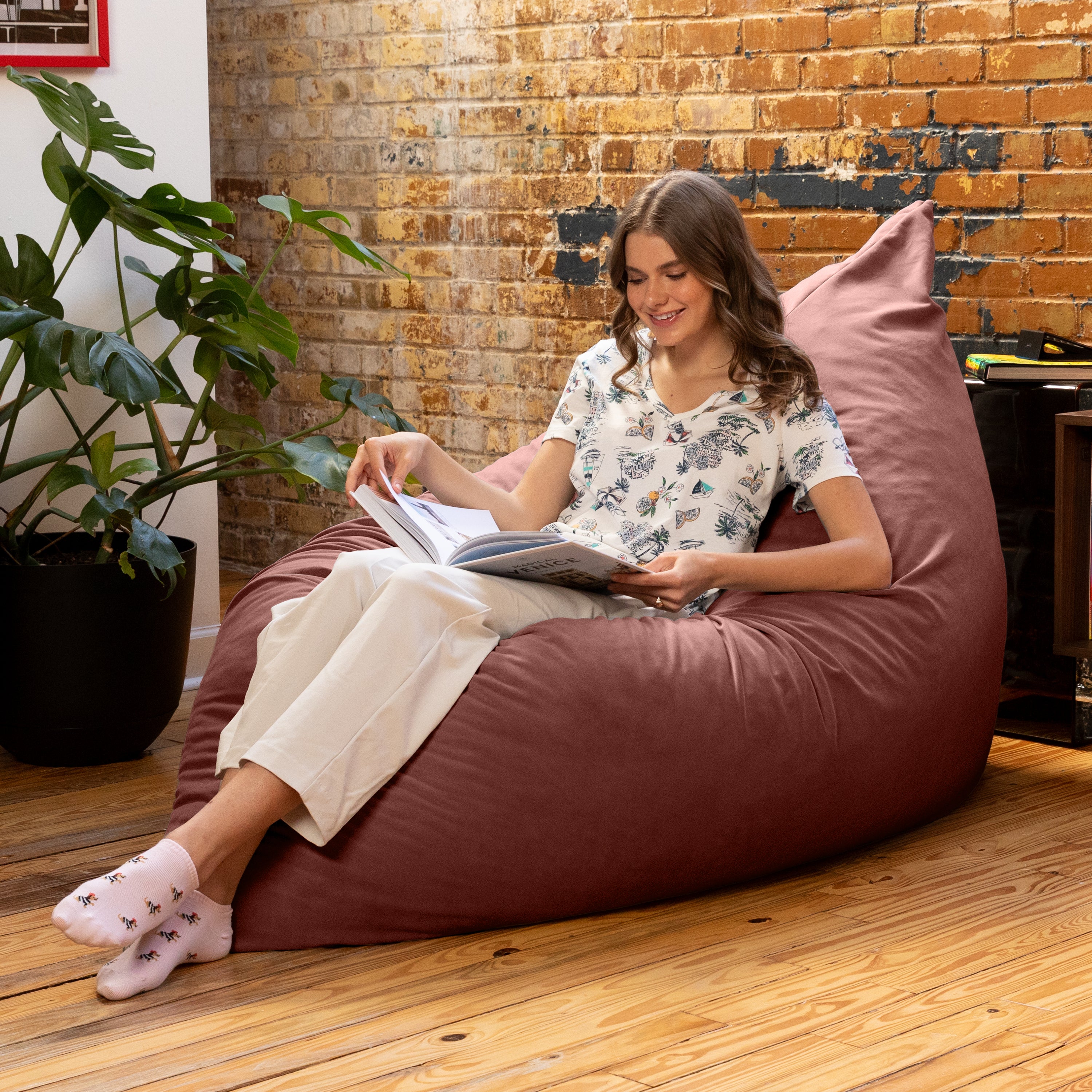 Pillow Saxx Dream Lounger with Wood Frame - 3-in-1 Bean Bag Accent Chair, Recliner & Sleeper, Lush Velvet Mauve