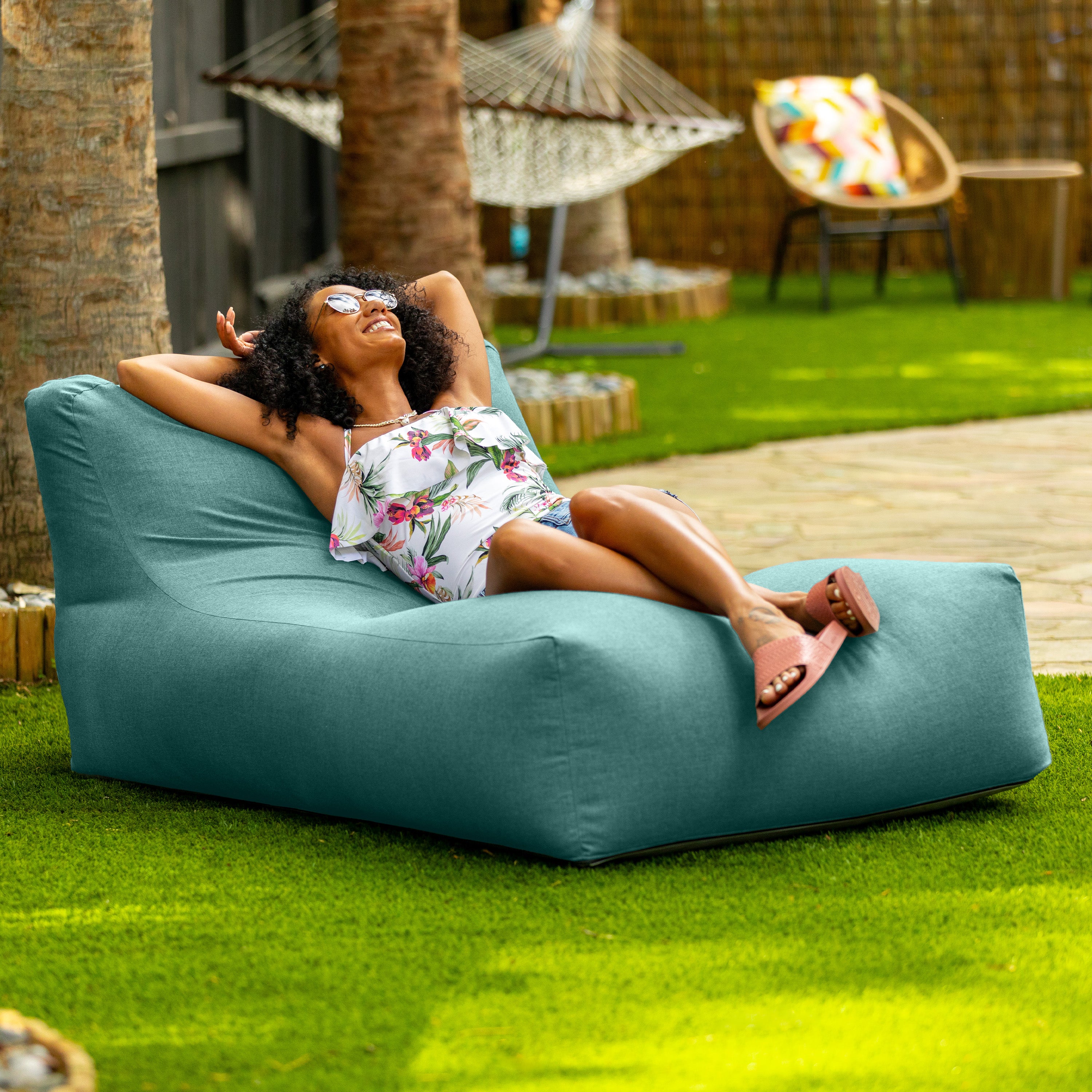 Coza Outdoor Sun Lounger - Luxurious Giant Outdoor Chaise - Sunbrella, Breeze
