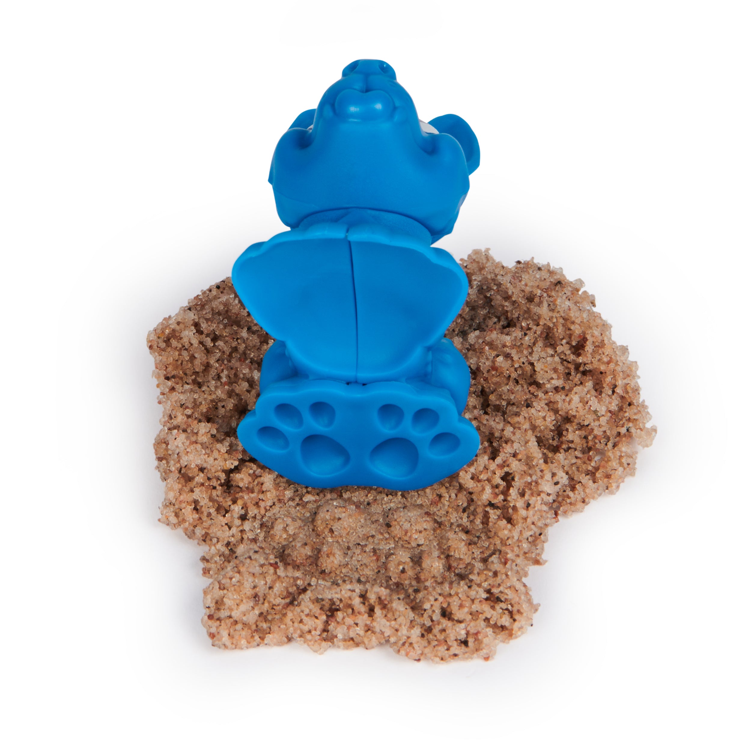 Kinetic Sand, Doggie Dig with Surprise Multipurpose Dog Tool, 6oz Beach Sand and Play Sand Storage Styles May Vary, Sensory Toys for Kids