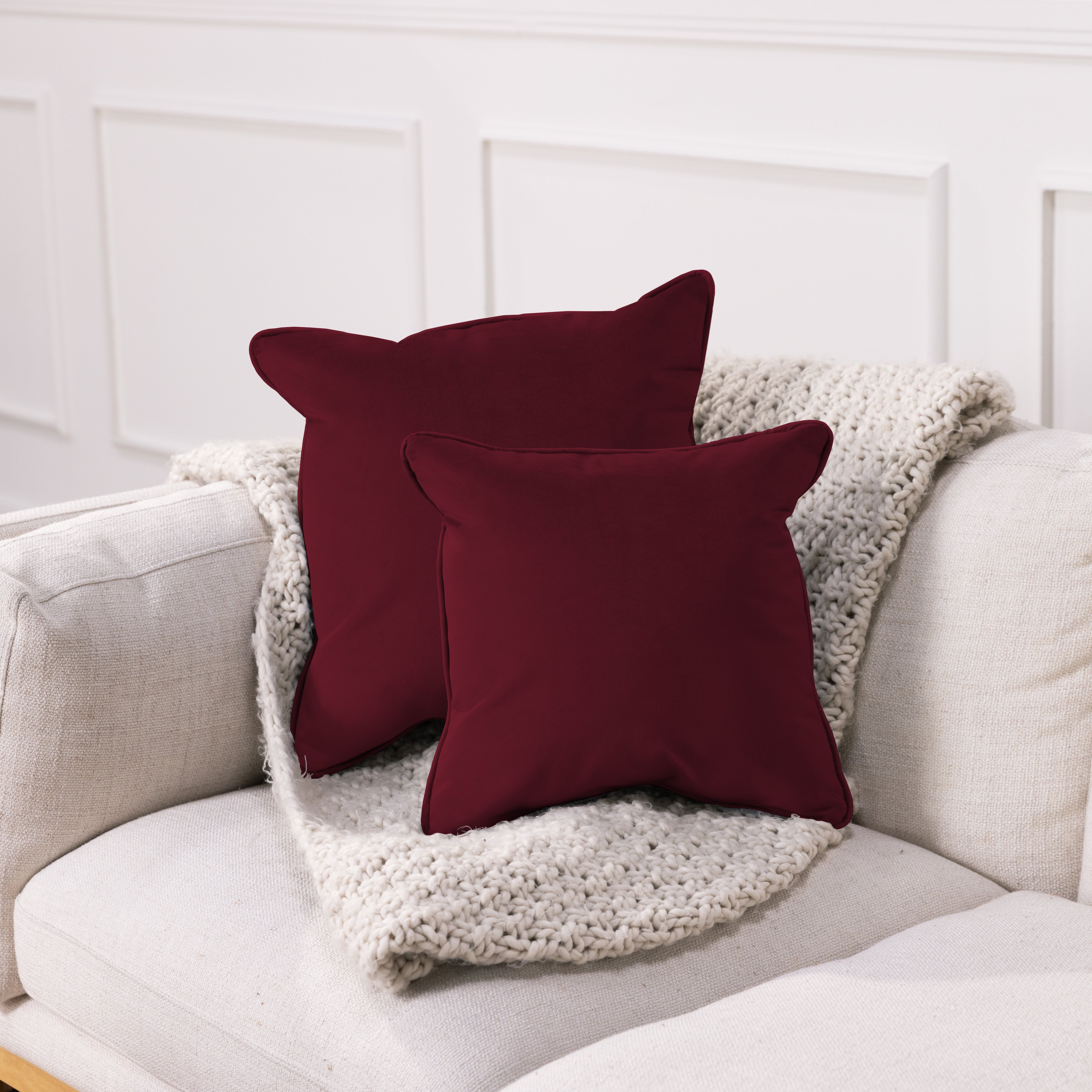 15" x 15" Square Microfiber Pillow with Piping, 2-Piece - Bordeaux