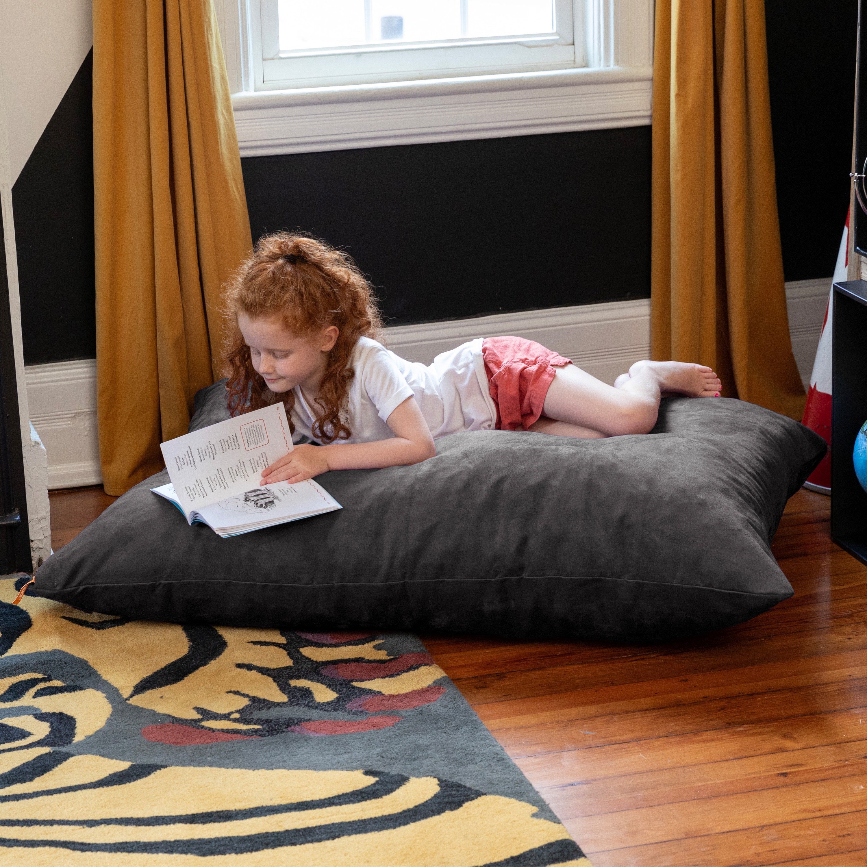 Jaxx 3.5 Ft Pillow Saxx Kids Bean Bag, Black