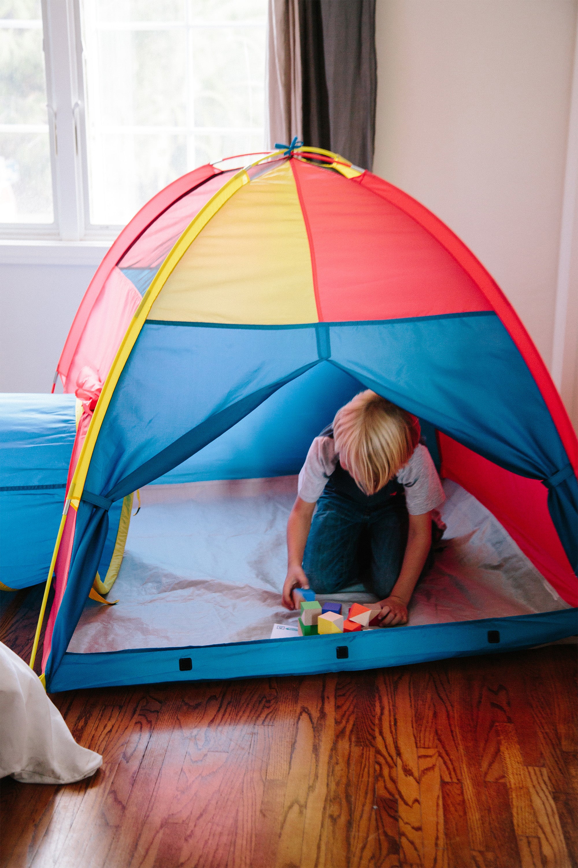 Hide Me Tent and Tunnel Combo - Blue / Red / Yellow