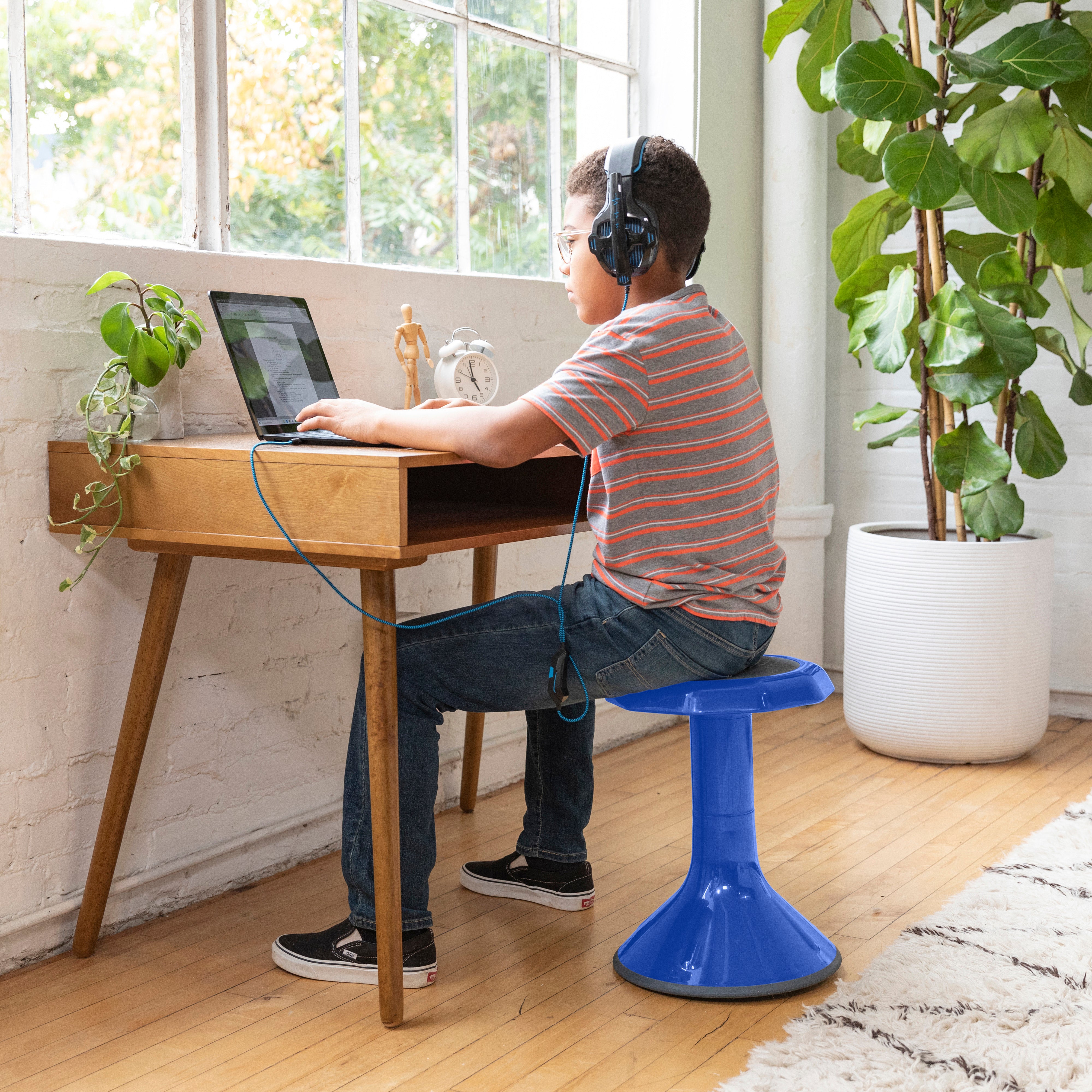 18in ACE Stool - Blue