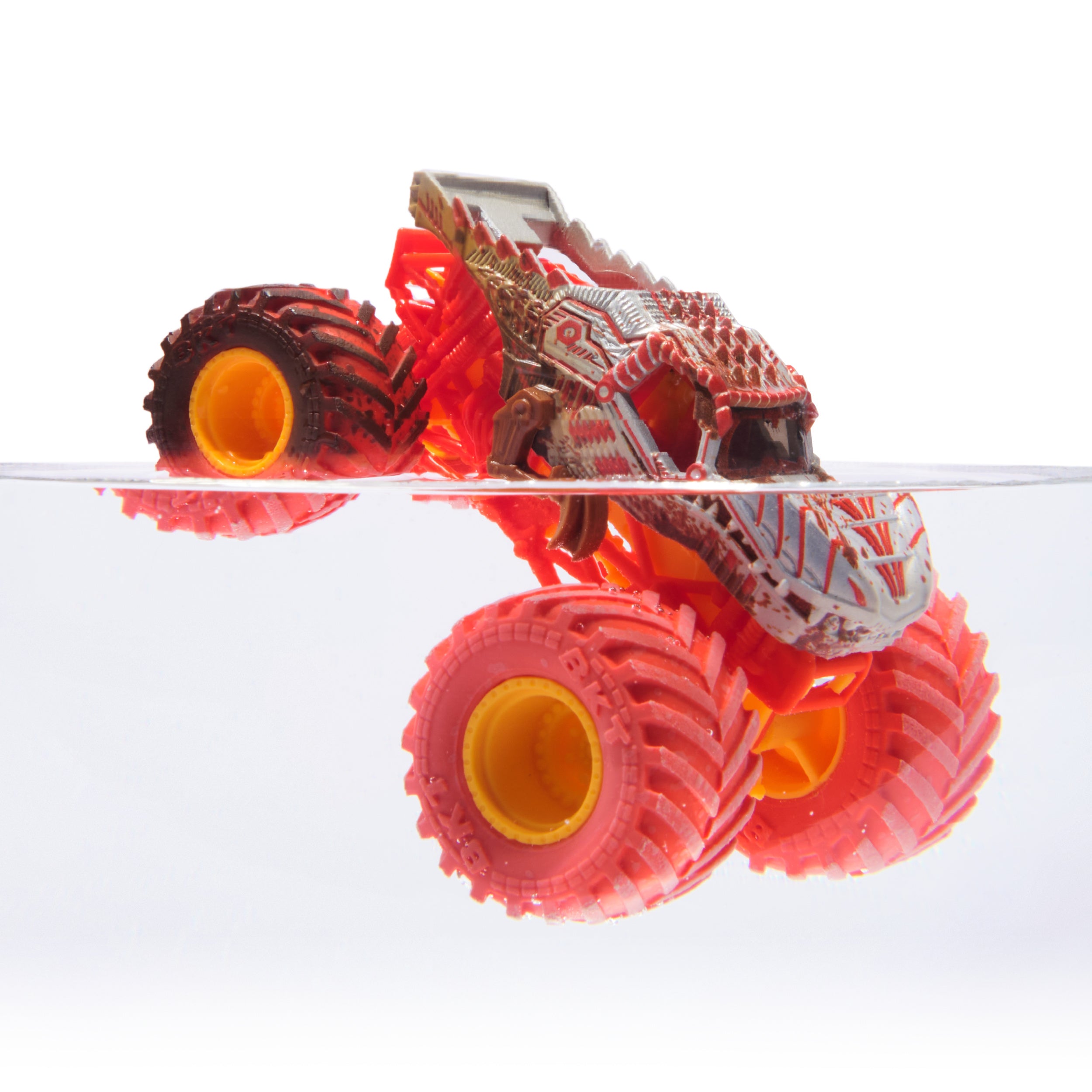 Monster Jam Mud Blasters, Color Change Monster Jam Truck, 1:64 Die Cast Vehicle, for Ages 3 and up Styles May Vary
