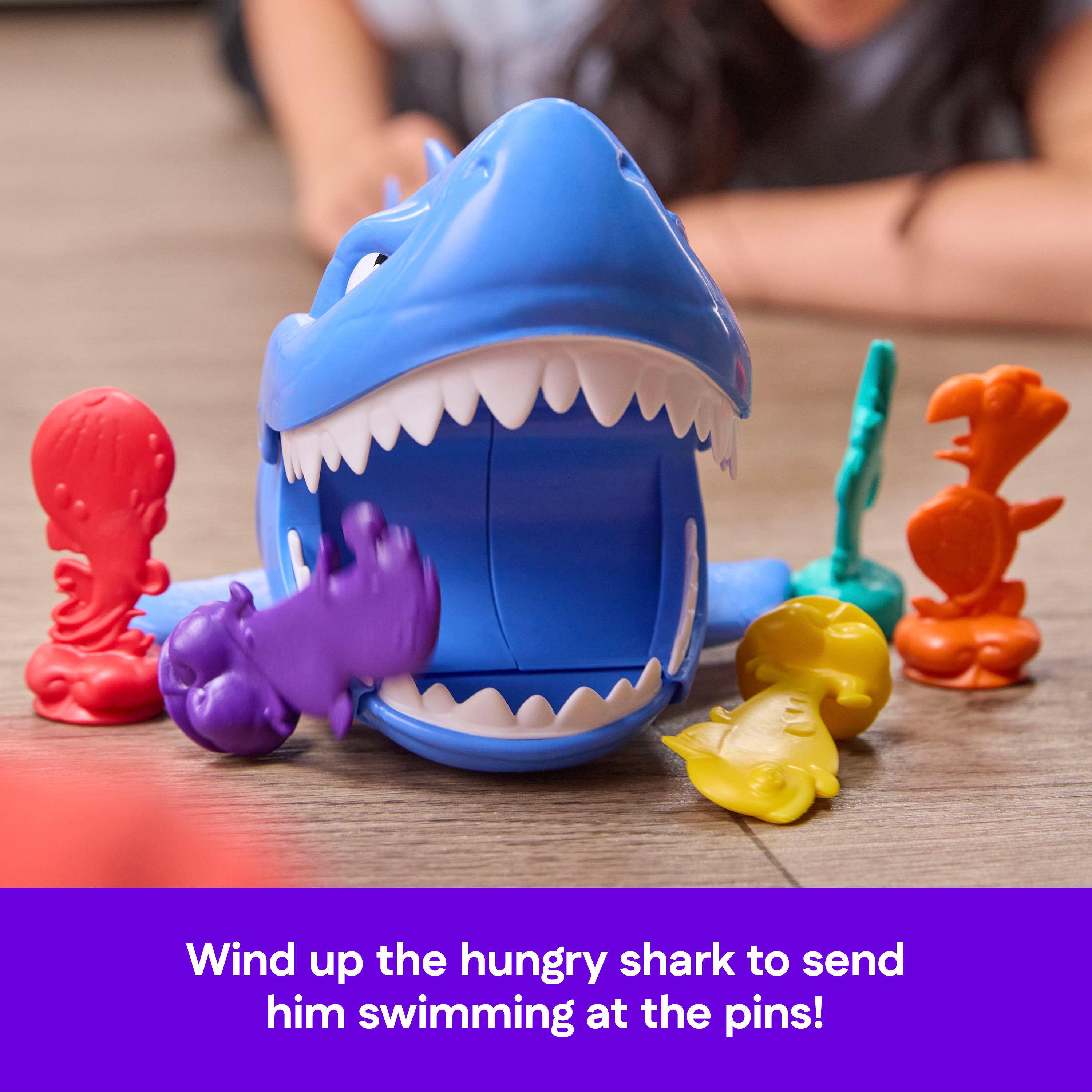 Spin Master Games, Shark Strike, Bowling Game with Wind-Up Jaw-Chomping Action, Easy Activity Toy for Preschoolers, Fun for Kids & Family, 2-4 Players, for Ages 5 & Up
