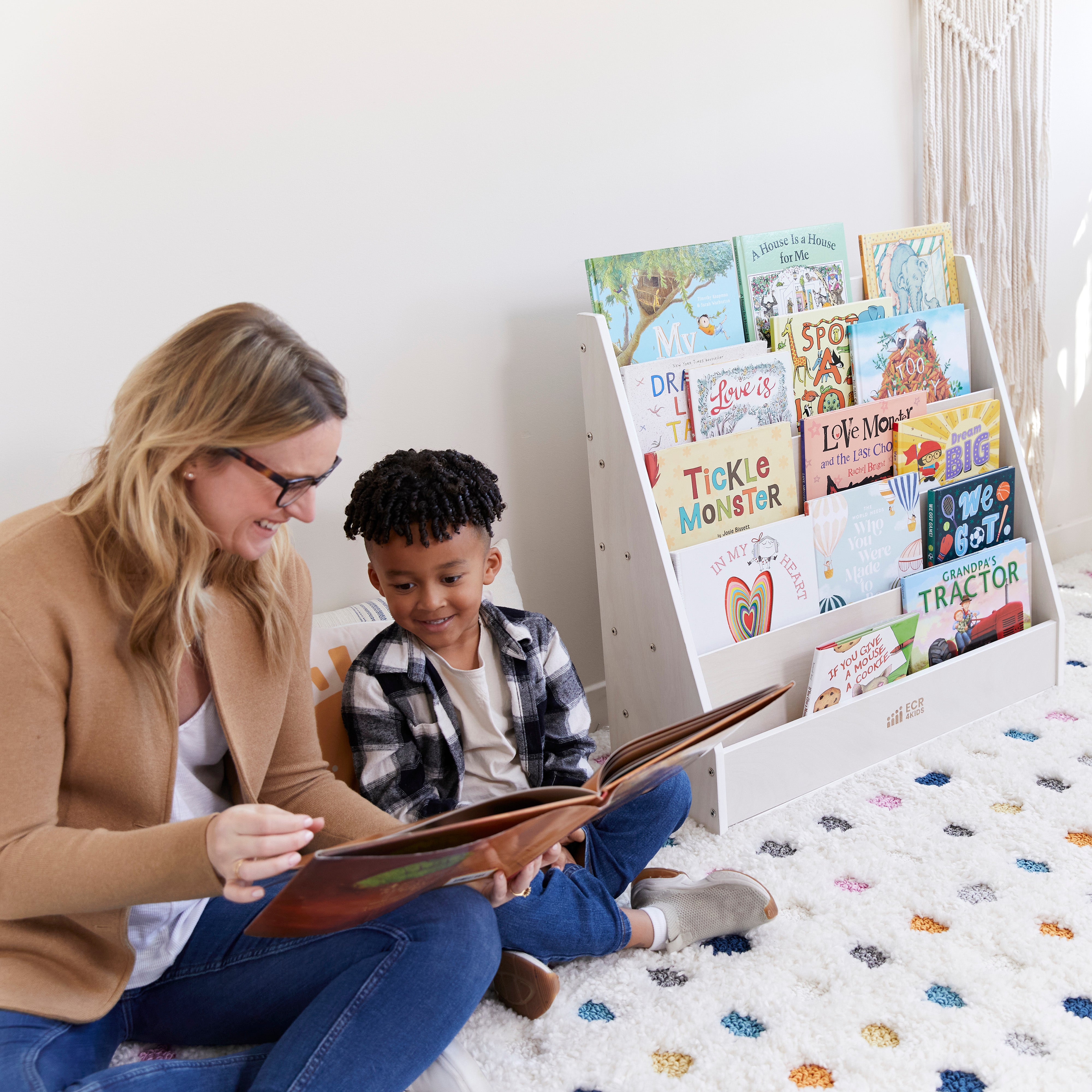 Streamline Single-Sided Book Display - White Wash