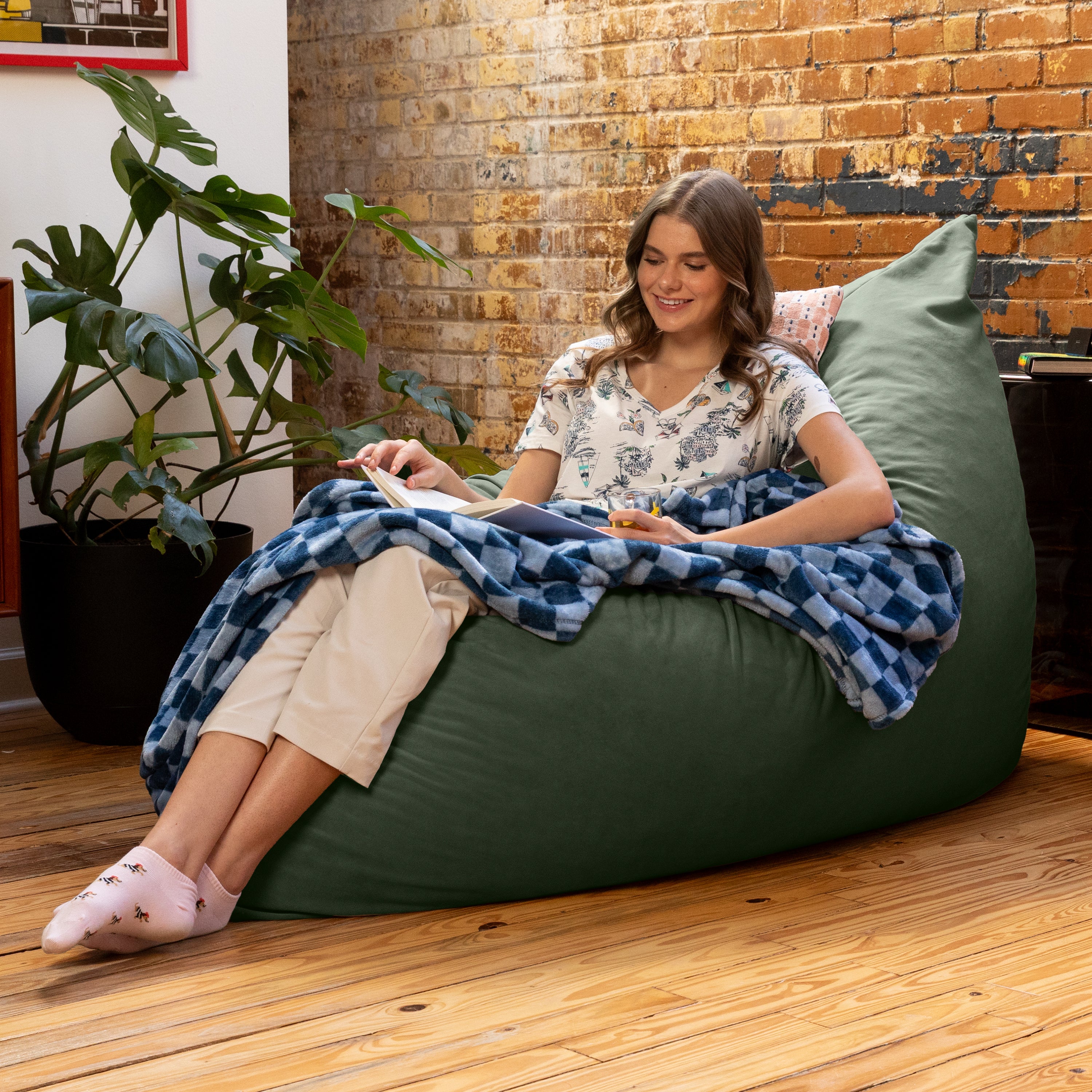Jaxx Pillow Saxx 5.5-Foot Décor Bean Bag Giant Floor Pillow Lounge, Lush Velvet Green