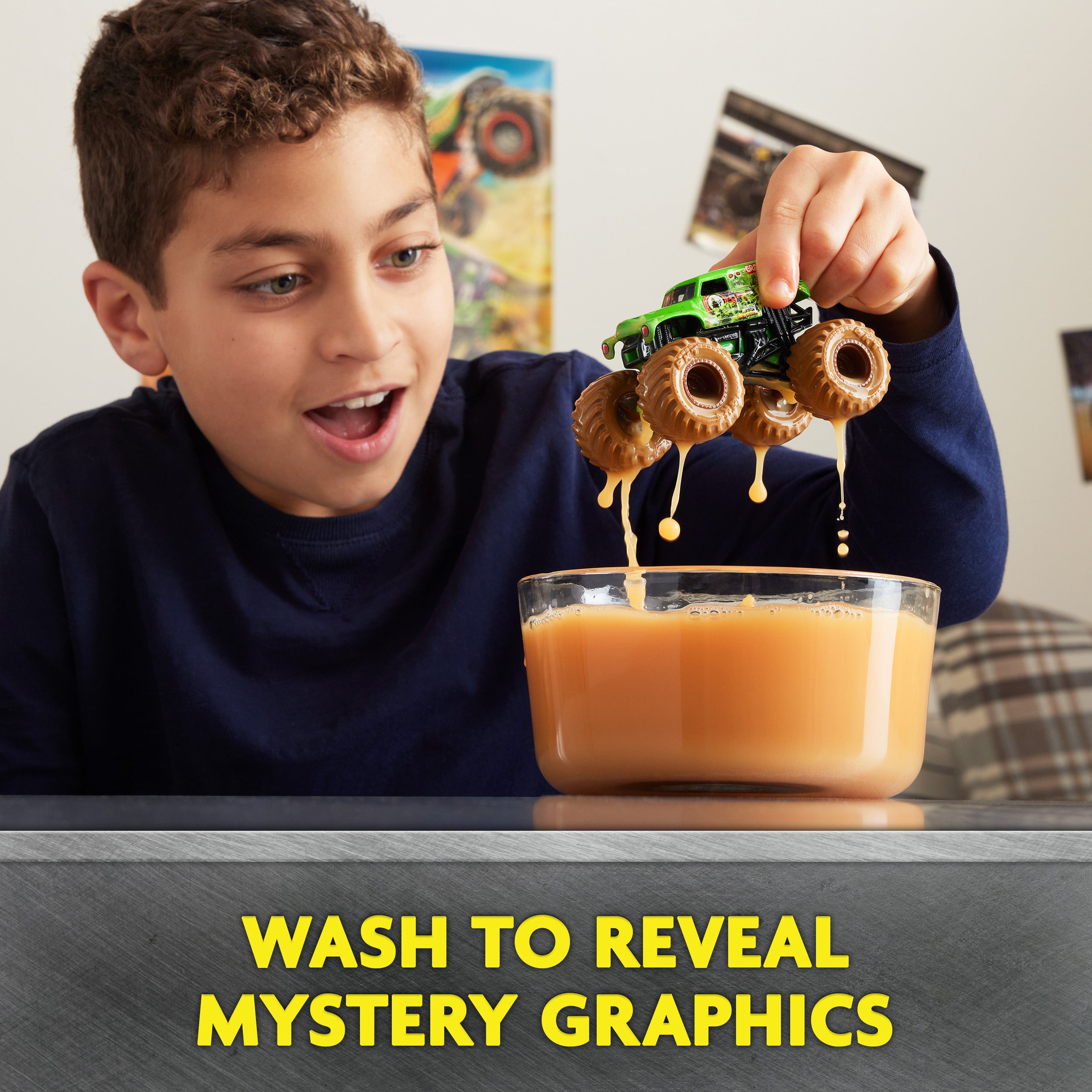Monster Jam, Mystery Mudders, Official Die-Cast Monster Truck, Wash to Reveal, 1:64 Scale Styles Will Vary