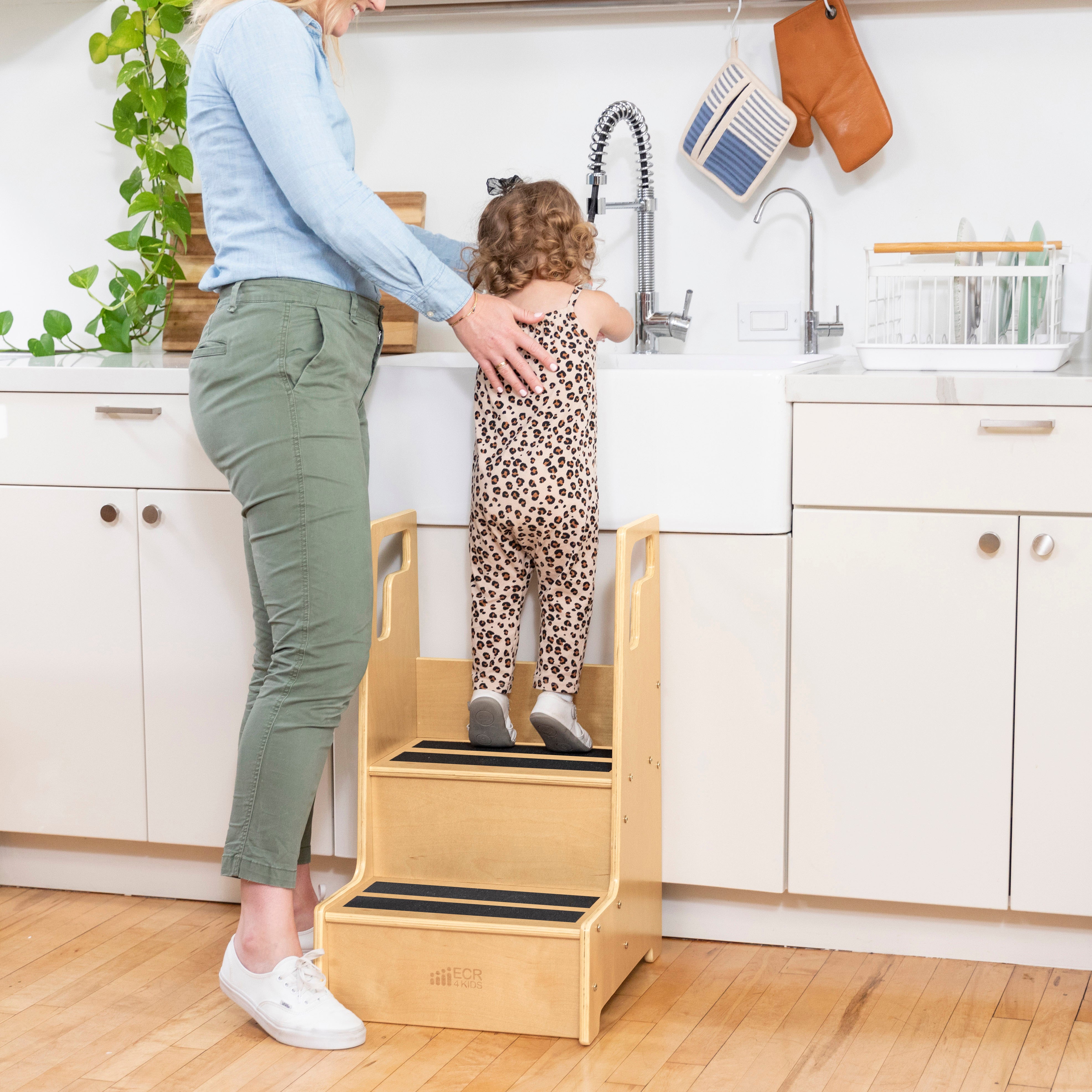 Reach-Up Step Stool - Natural