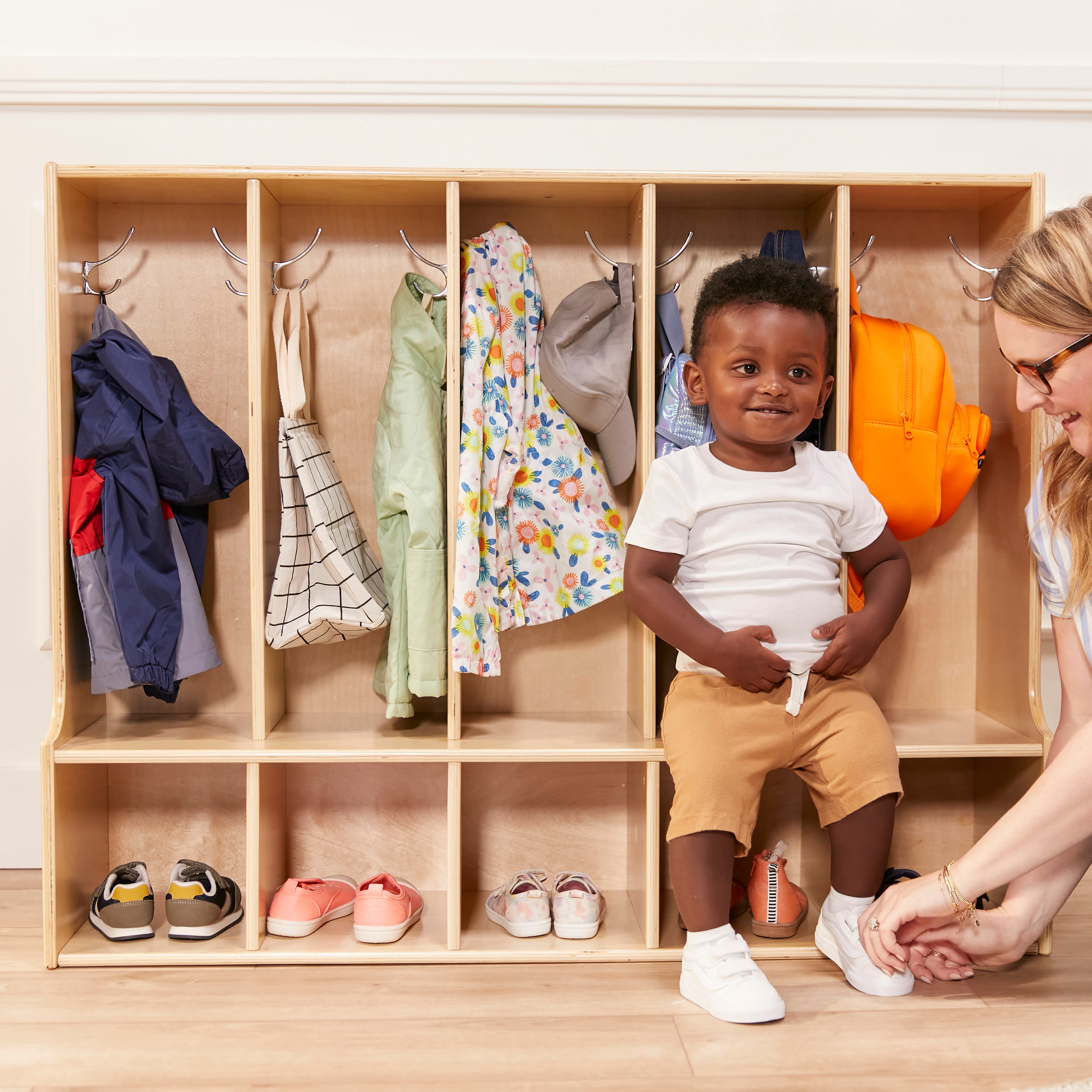 Streamline 5-Section Toddler Coat Locker with Bench - Natural