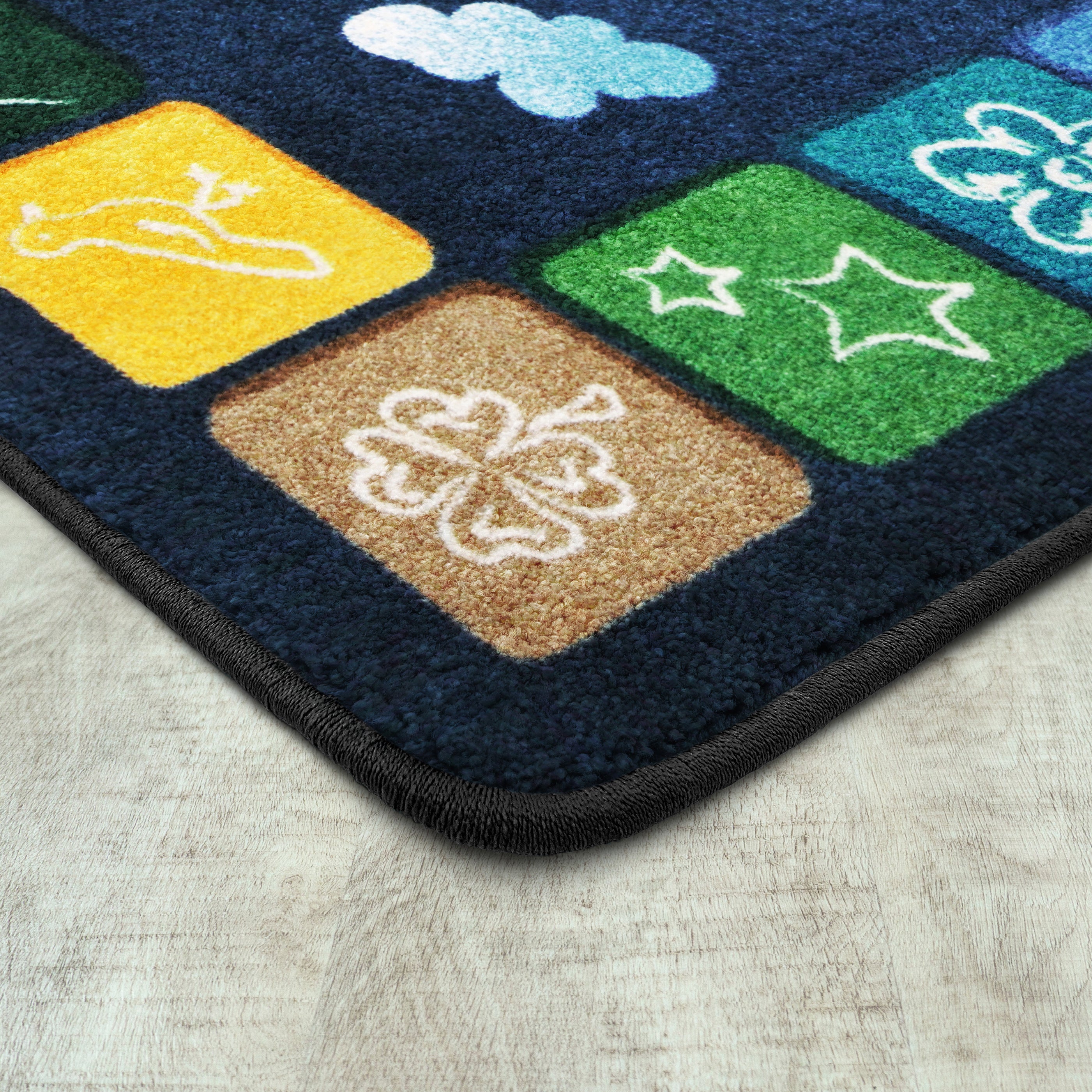 One World 7'8" x 10'9" area rug in color Neutrals