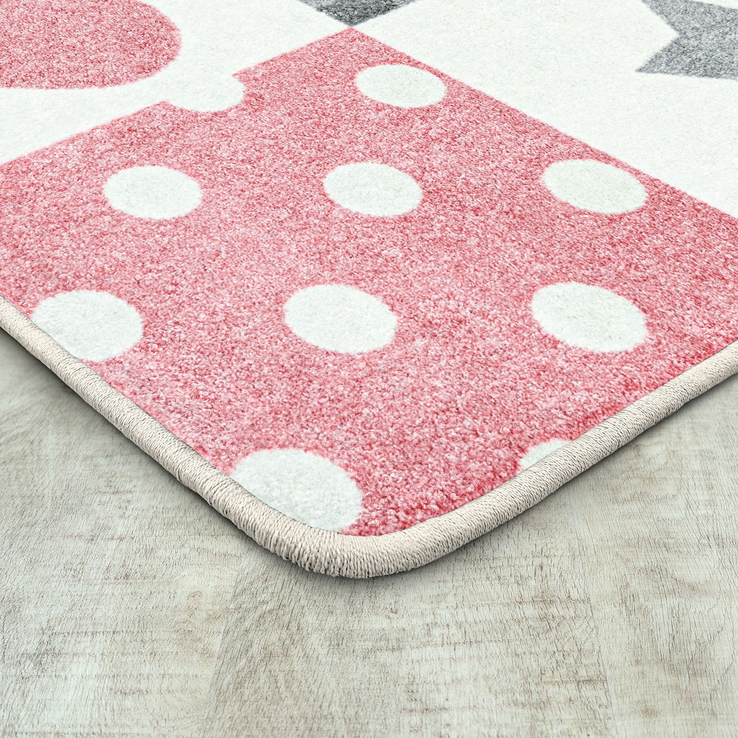 Patchwork Girl 5'4" x 7'8" area rug in color Blush