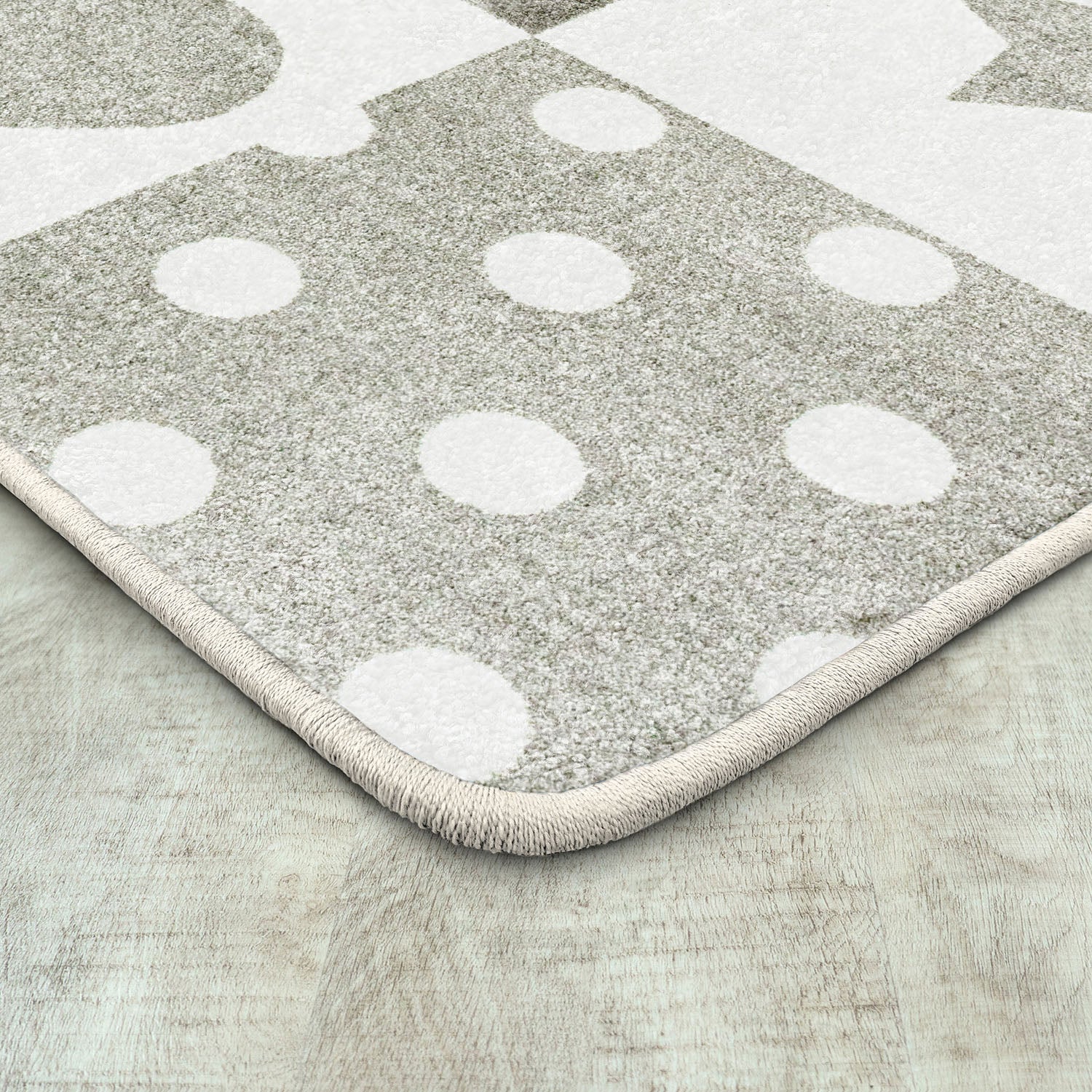 Patchwork Girl 3'10" x 5'4" area rug in color Linen