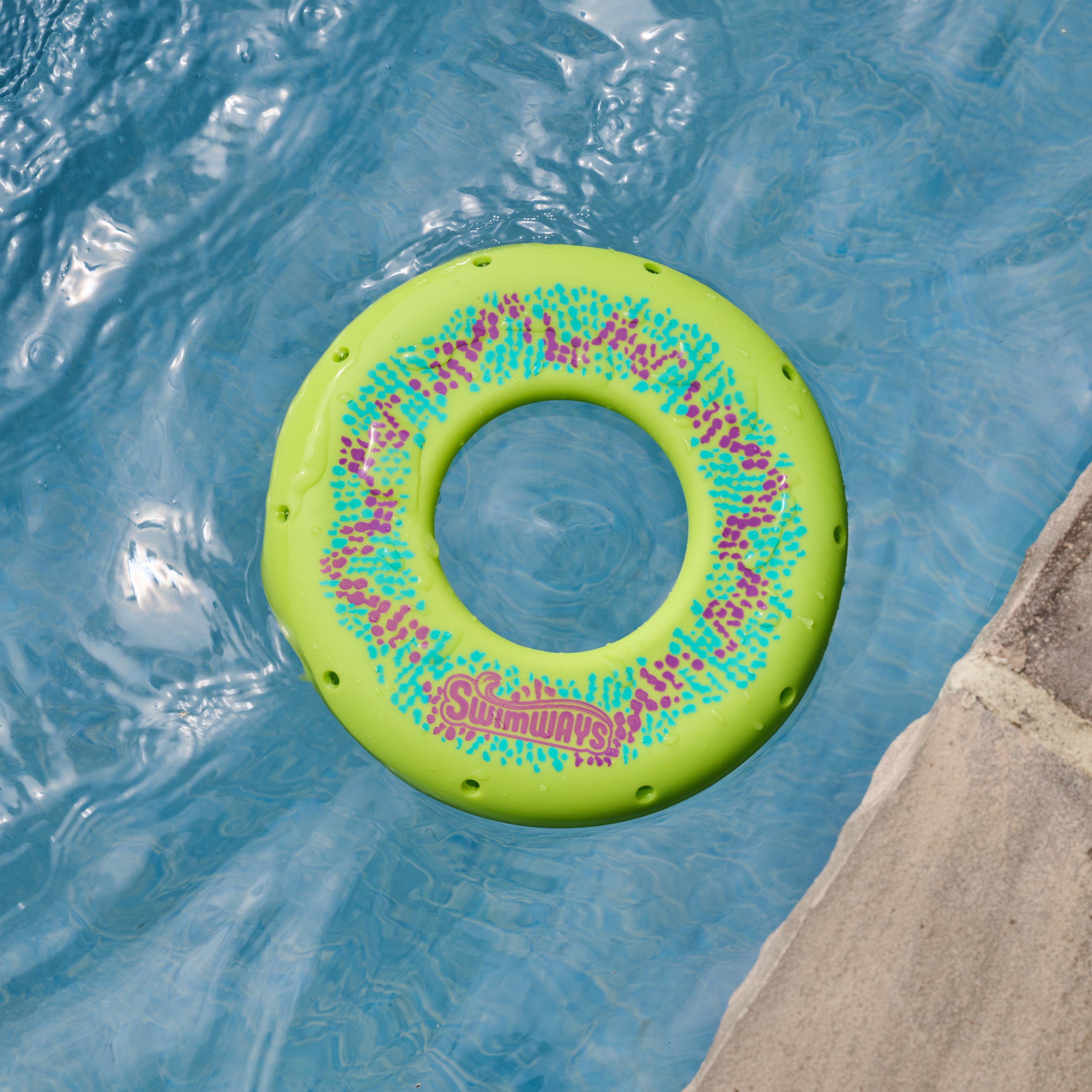 Swimways Hydro Spiral, Pool Toys for Kids and Adults, Throwing Ring for Beach, Lake and Swimming Pool, Outdoor Toys for Kids Aged 5 & Up