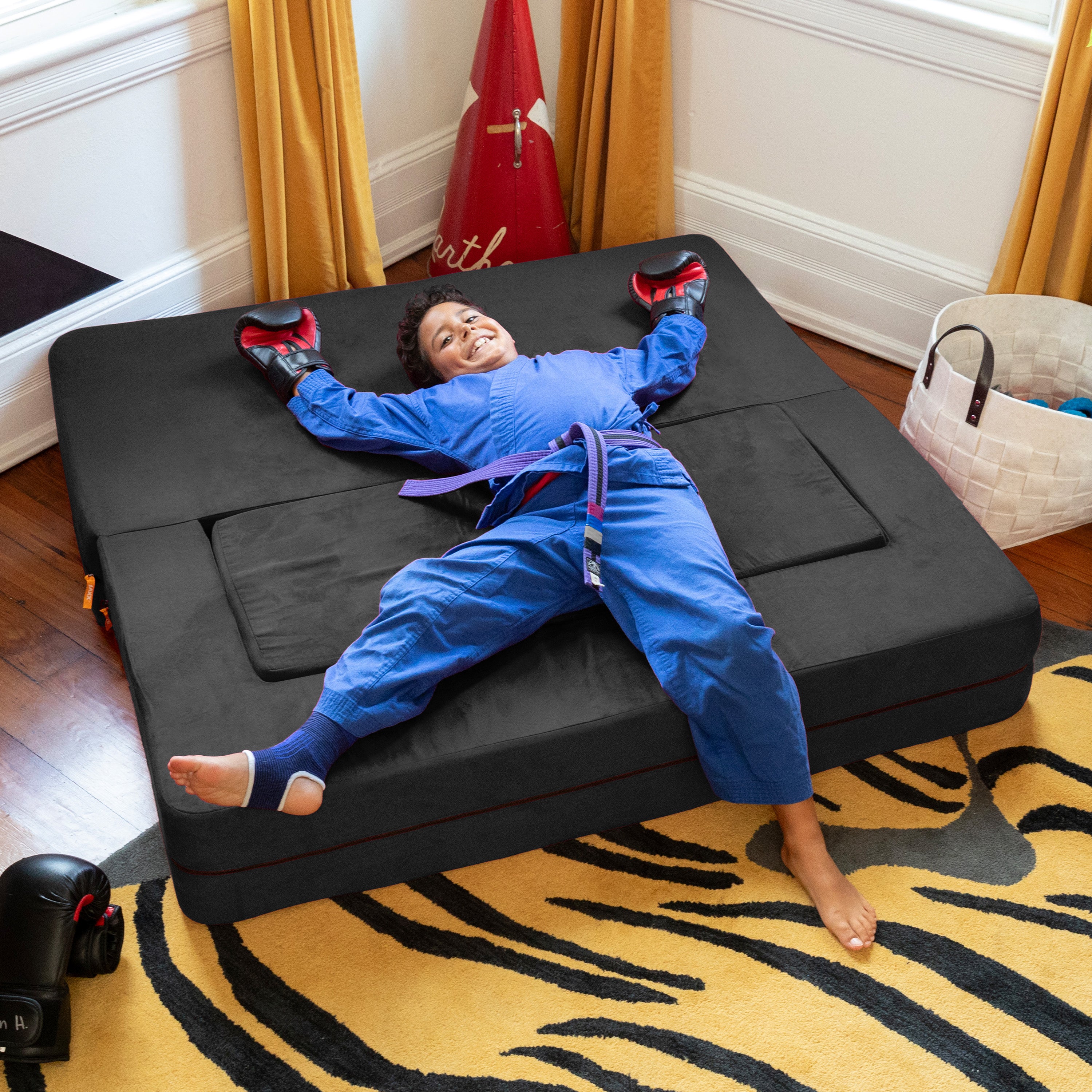 Jaxx Zipline Kids Sofa & Large Ottoman, 3 in 1 Fold Out Sofa, Big Kids Edition, Black