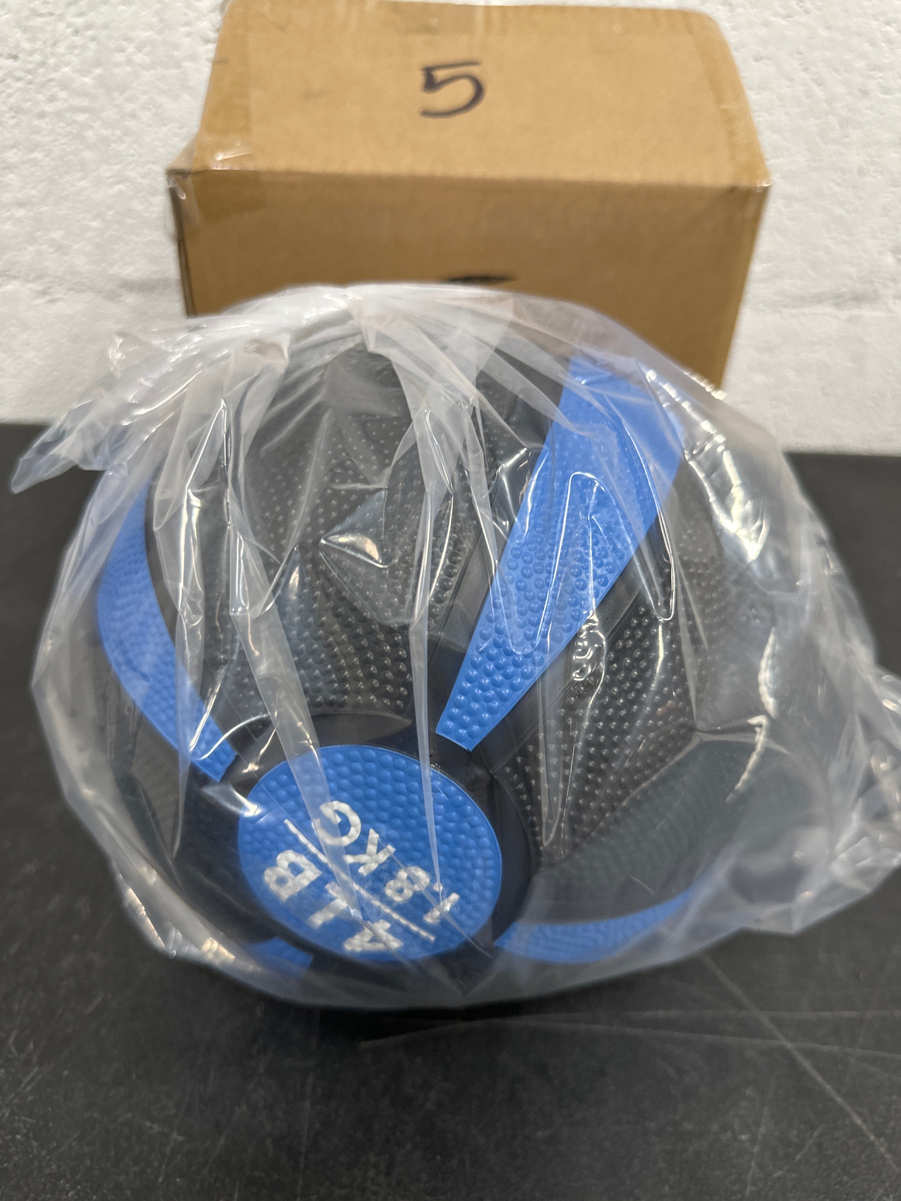 Rubber Medicine Ball, 4 lb