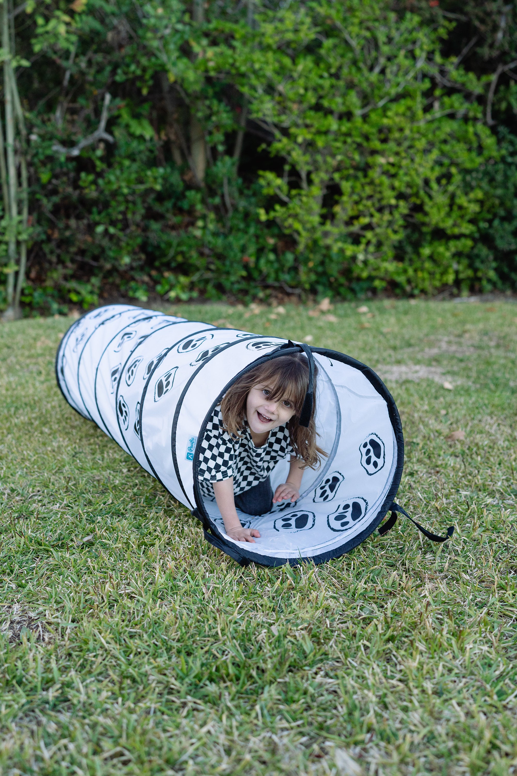 Panda Paw 6' Play Tunnel
