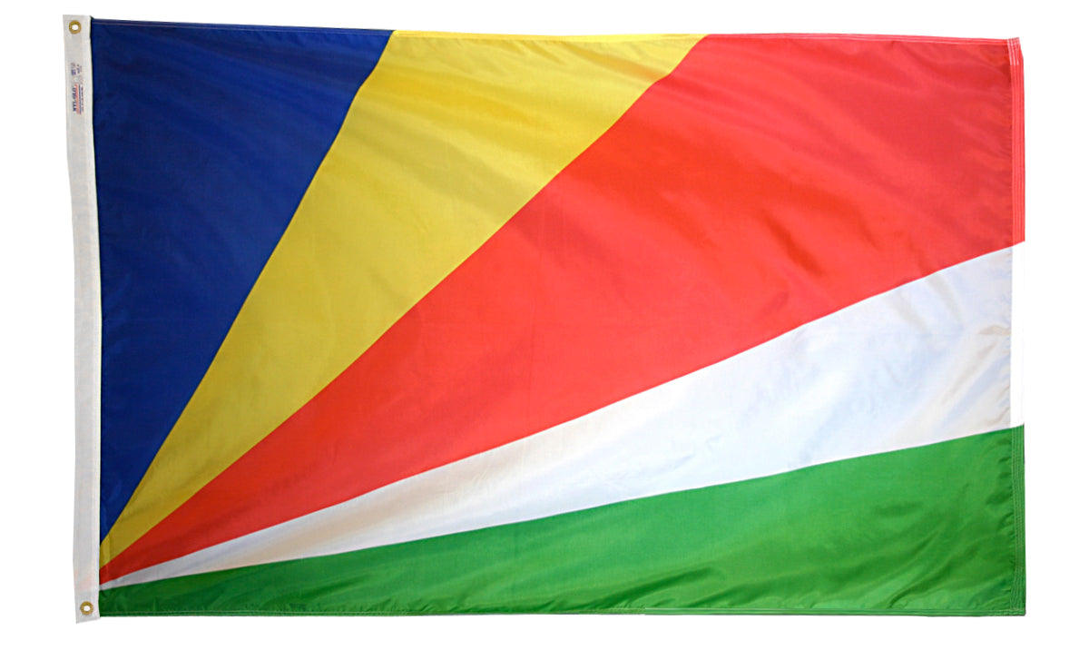 Seychelles Flag 4x6 ft. Nylon SolarGuard Nyl-Glo 100% Made in USA to Official United Nations Design Specifications.