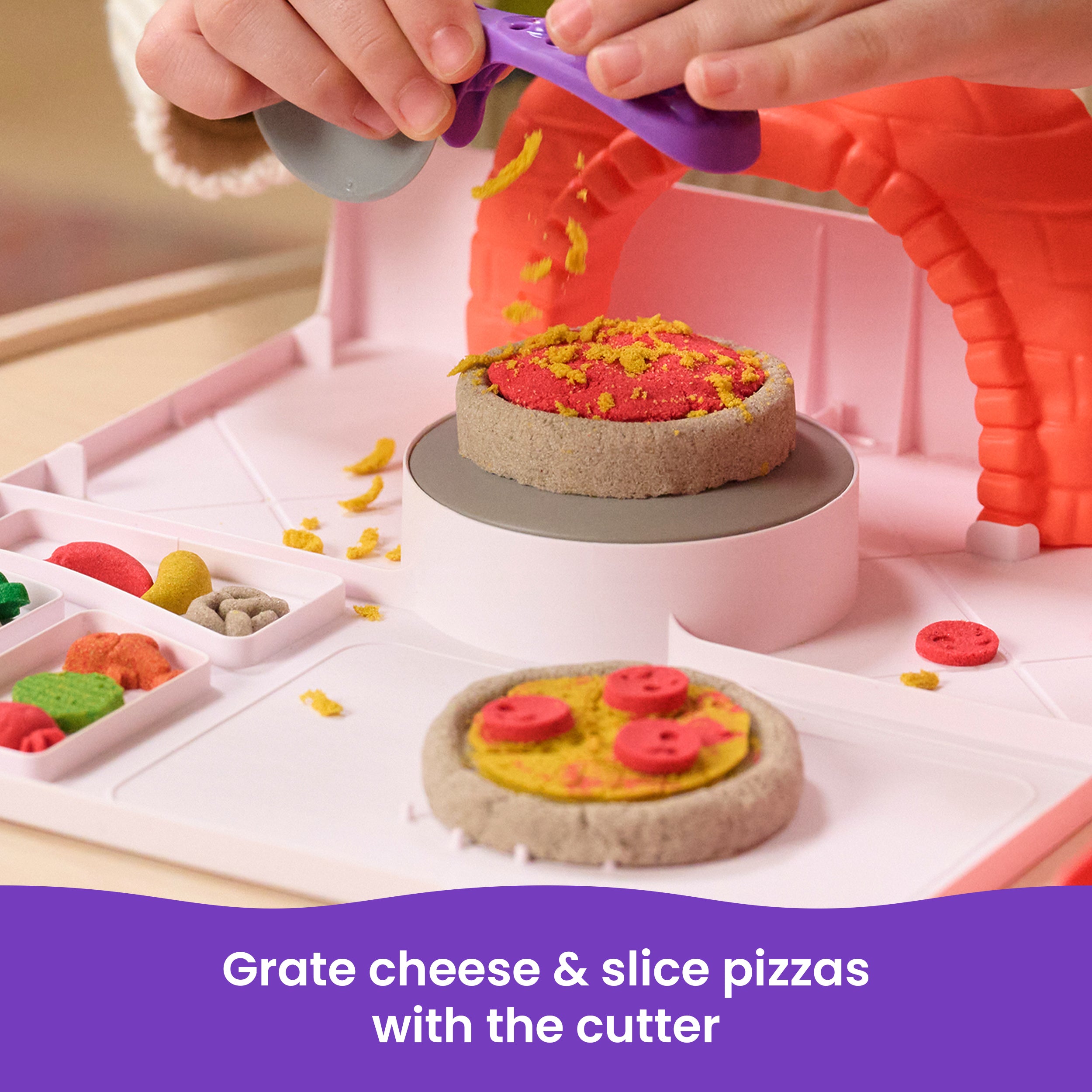 Kinetic Sand, SquishPizza Rising Pizza Oven Playset with 1lb Play Sand & 5 Tools, Play Food Arts & Crafts Kids Toys for Girls & Boys Ages 5 and up