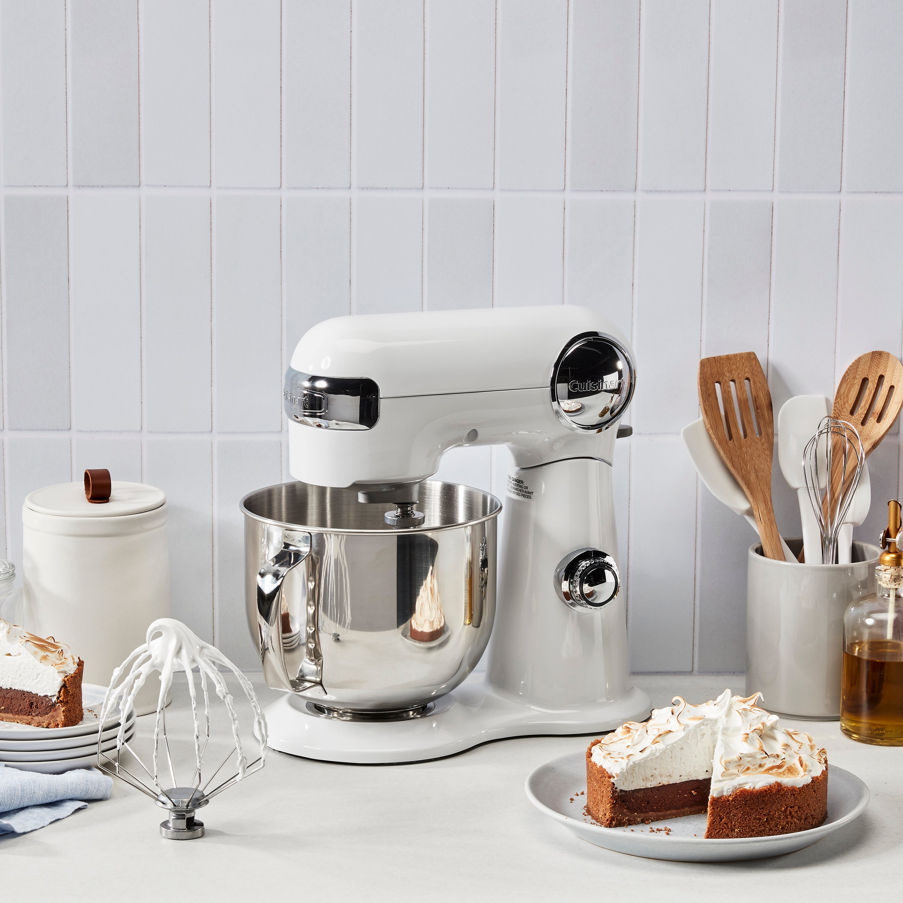 Precision Master 5.5-Quart Stand Mixer - White Linen