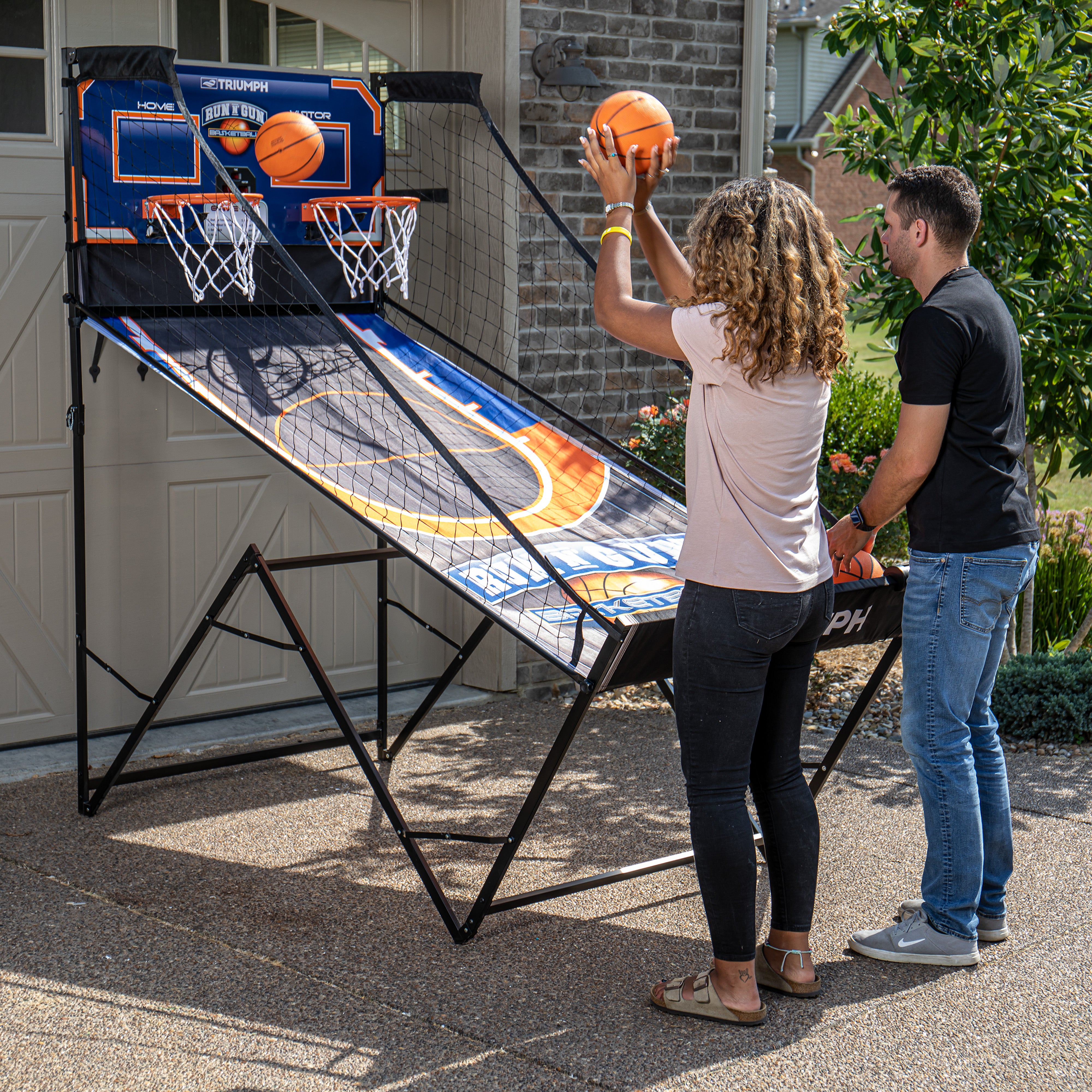 Triumph Run N Gun Basketball Shootout