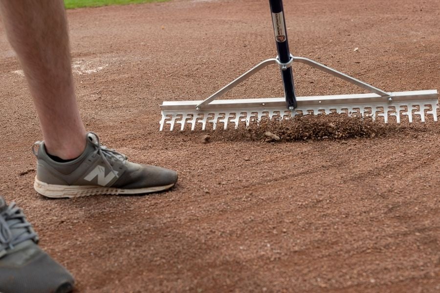Beacon Screening Rake 24"