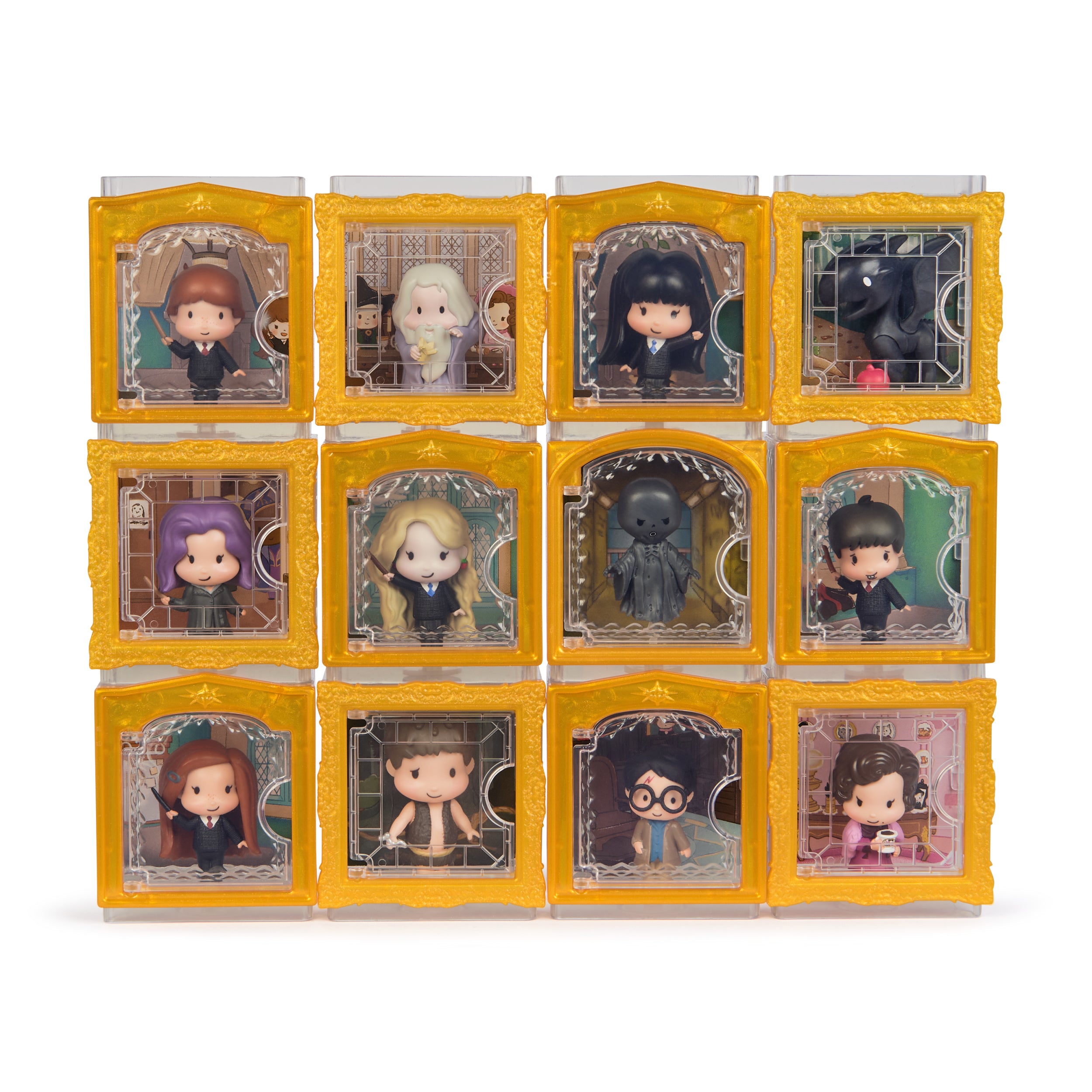 Wizarding World Harry Potter, Micro Magical Moments Year 5 Surprise Blind Box Figure & Display Case Styles May Vary, 1.5-inch, Kids Toys for Ages 6 and up