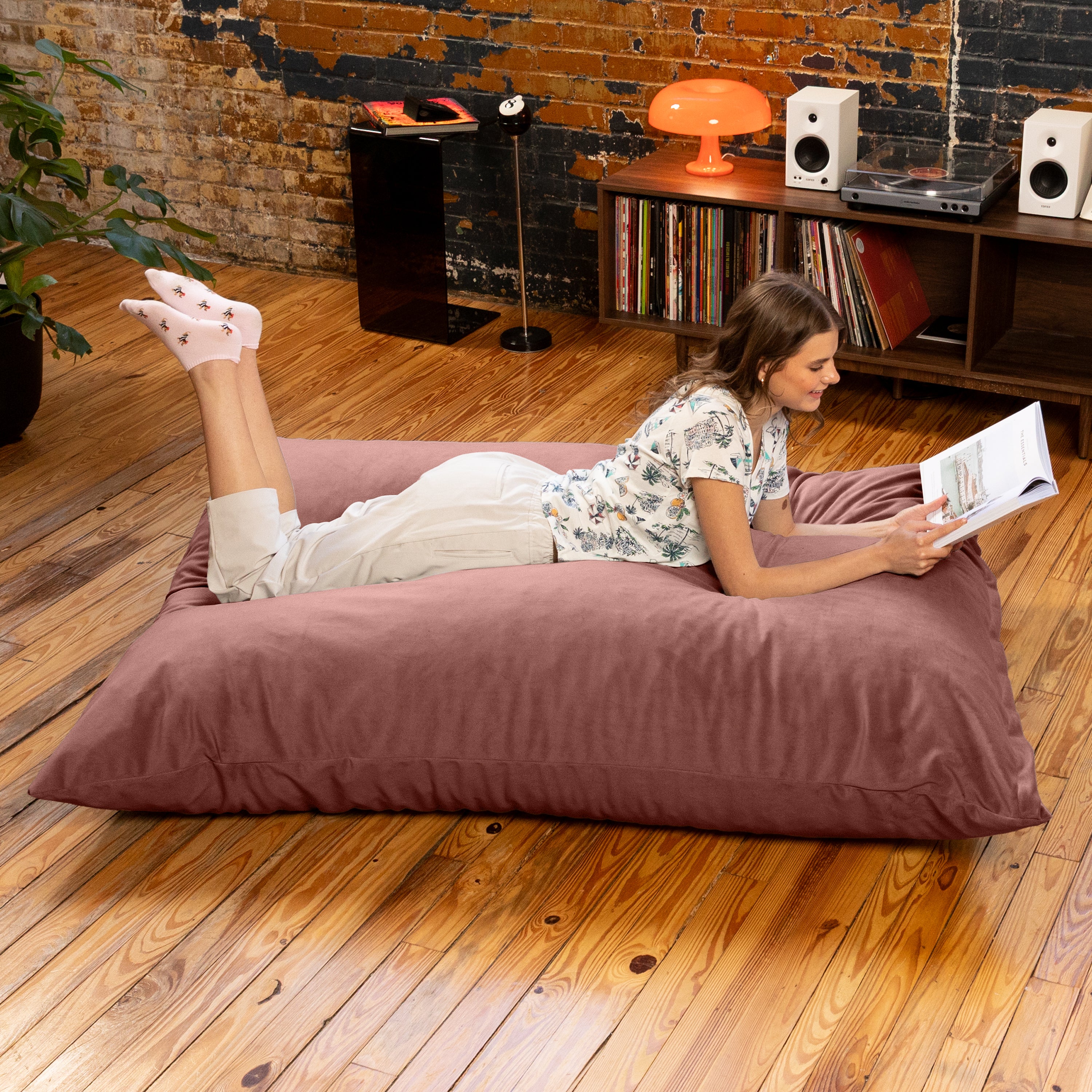 Pillow Saxx Dream Lounger with Wood Frame - 3-in-1 Bean Bag Accent Chair, Recliner & Sleeper, Lush Velvet Mauve