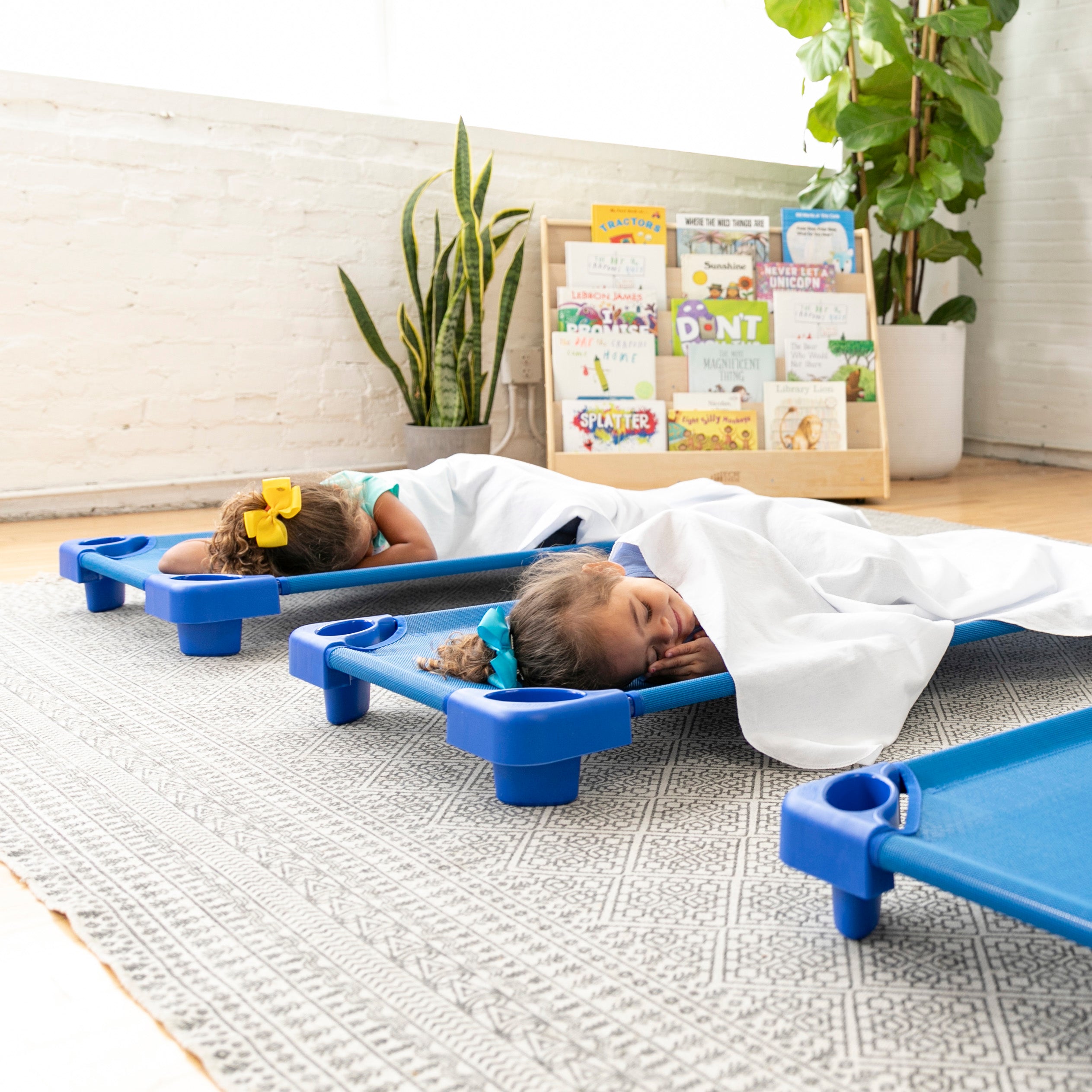 Rest Time Blanket - White