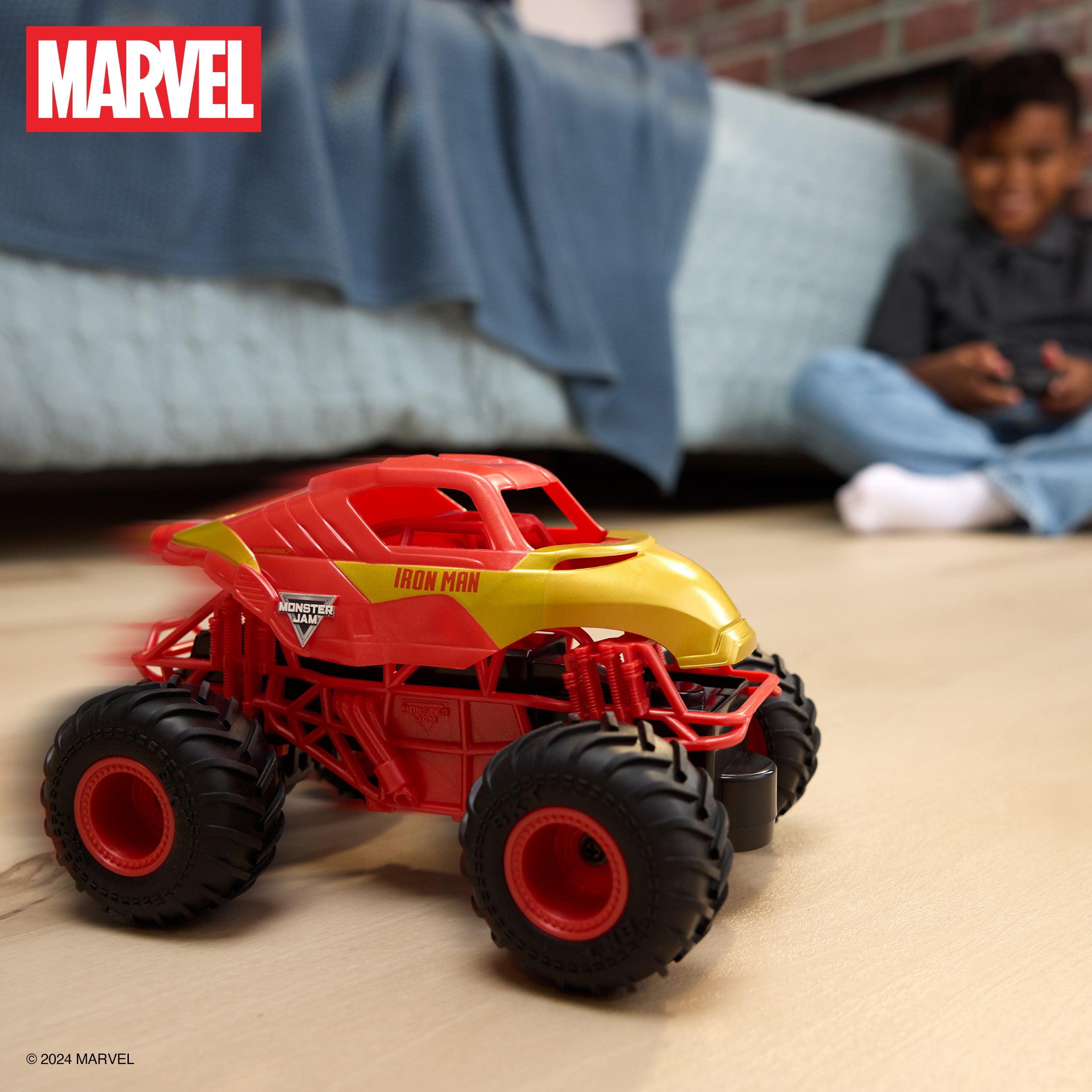 Monster Jam, Marvel Iron Man RC Monster Truck, 1:24 Scale, Kids Toys for Boys and Girls Ages 3 and up