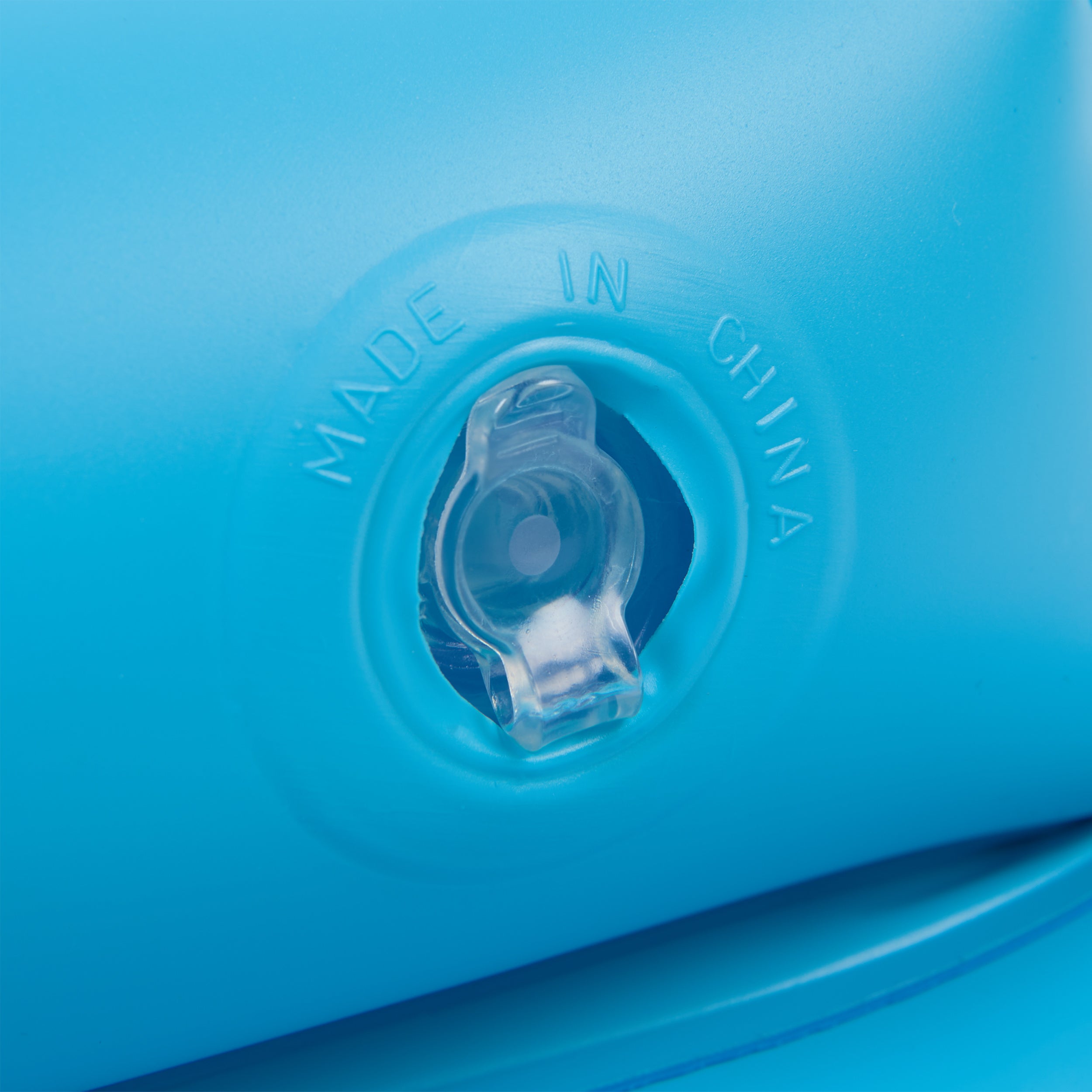 Swimways Linking Floating Cooler, Inflatable Pool Accessories with 12 Can Capacity & 2' Tether, Pool Party Supplies for Adults Aged 15 & Up, Blue