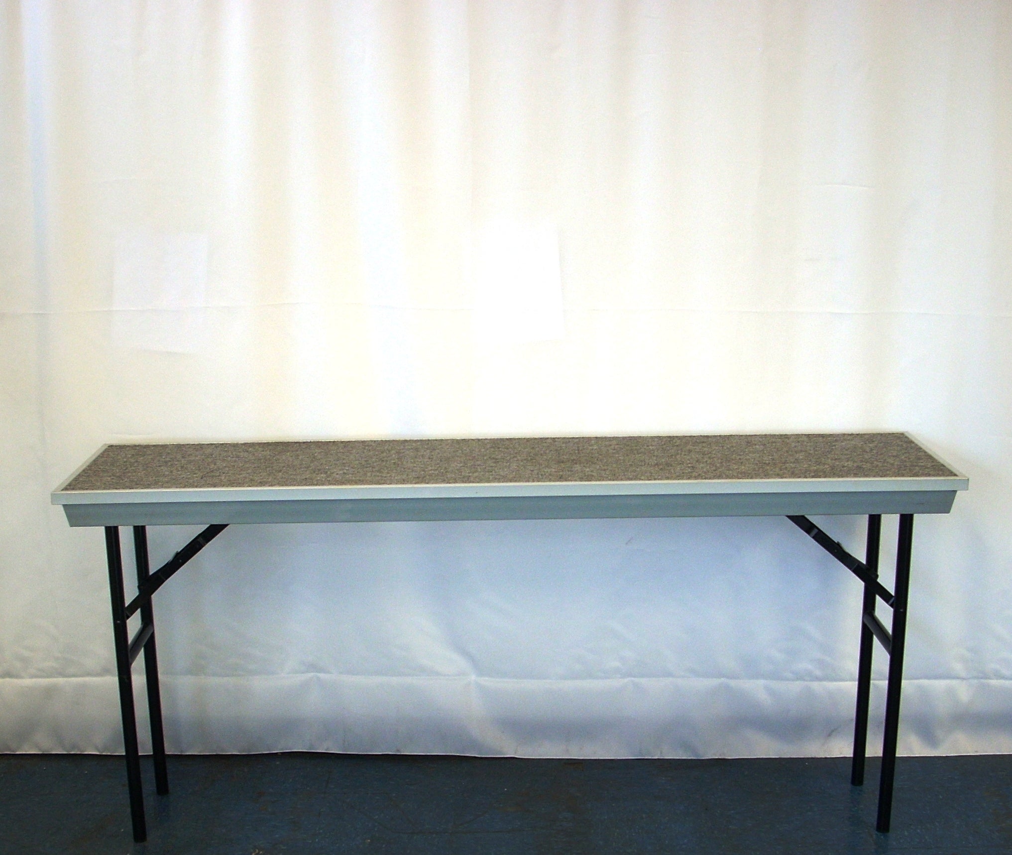 NPS® 4th Level Add On for TransPort Straight Choral Riser (18" x 78"), Surface Material: Grey Carpet, Frame Color: Aluminum Frame, Black Legs