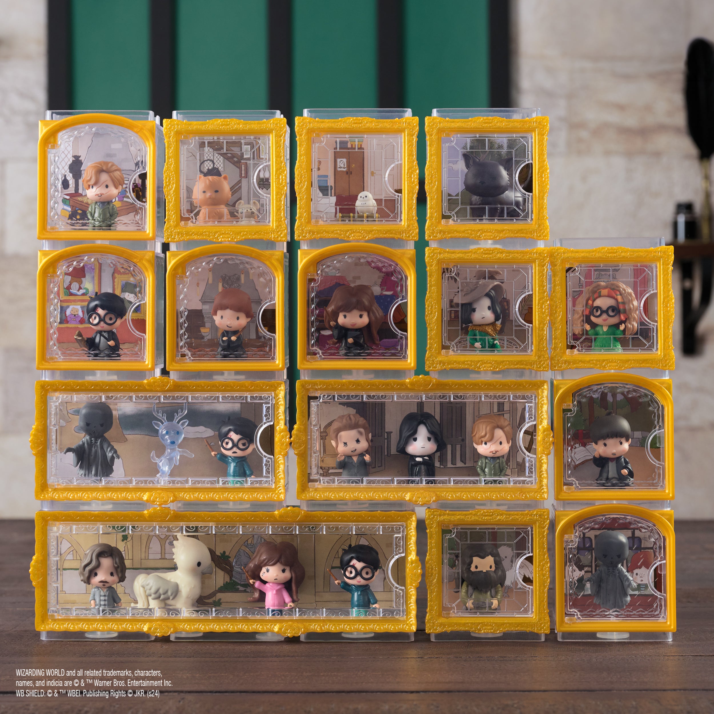 Wizarding World Harry Potter, Micro Magical Moments Year 3 Figure Set with Remus Lupin, Severus Snape, Peter Pettigrew & Display Case