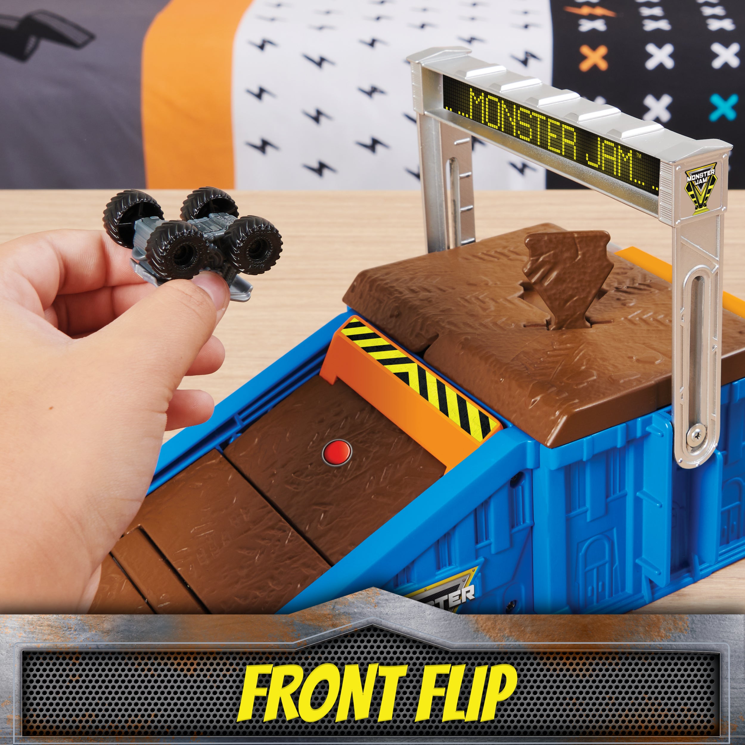 Monster Jam Mini Freestyle Flip Arena Playset and Storage with 2 Mini Monster Jam Trucks, Kids Toys for Boys and Girls Ages 3 and up