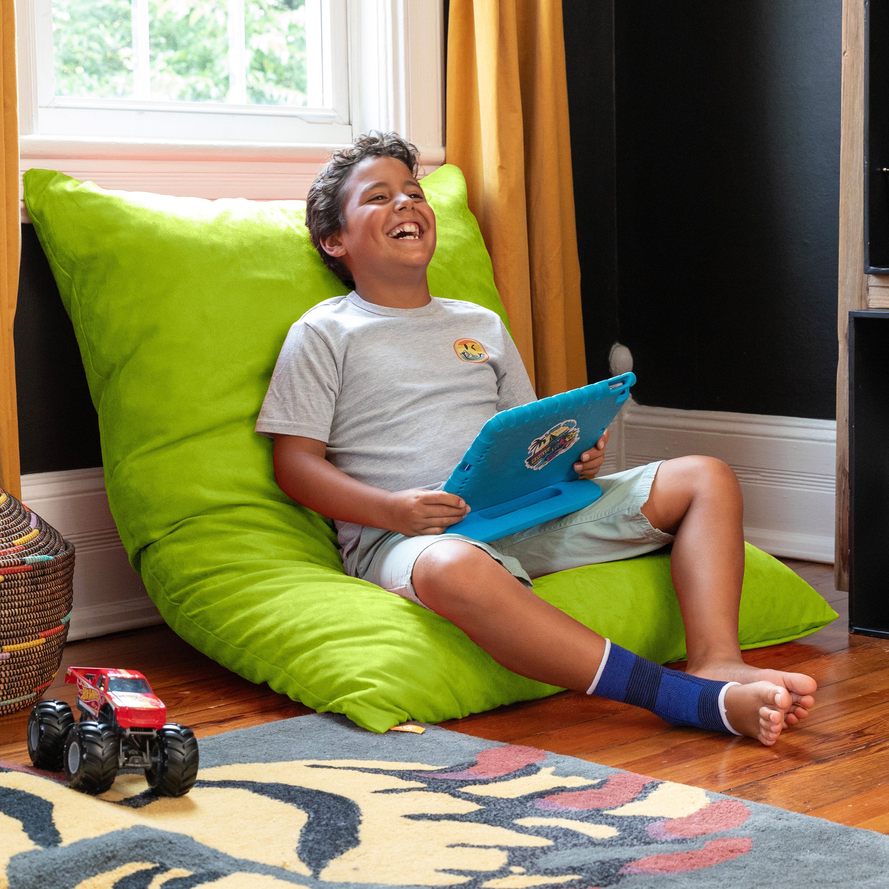 Jaxx 3.5 Ft Pillow Saxx Kids Bean Bag, Lime