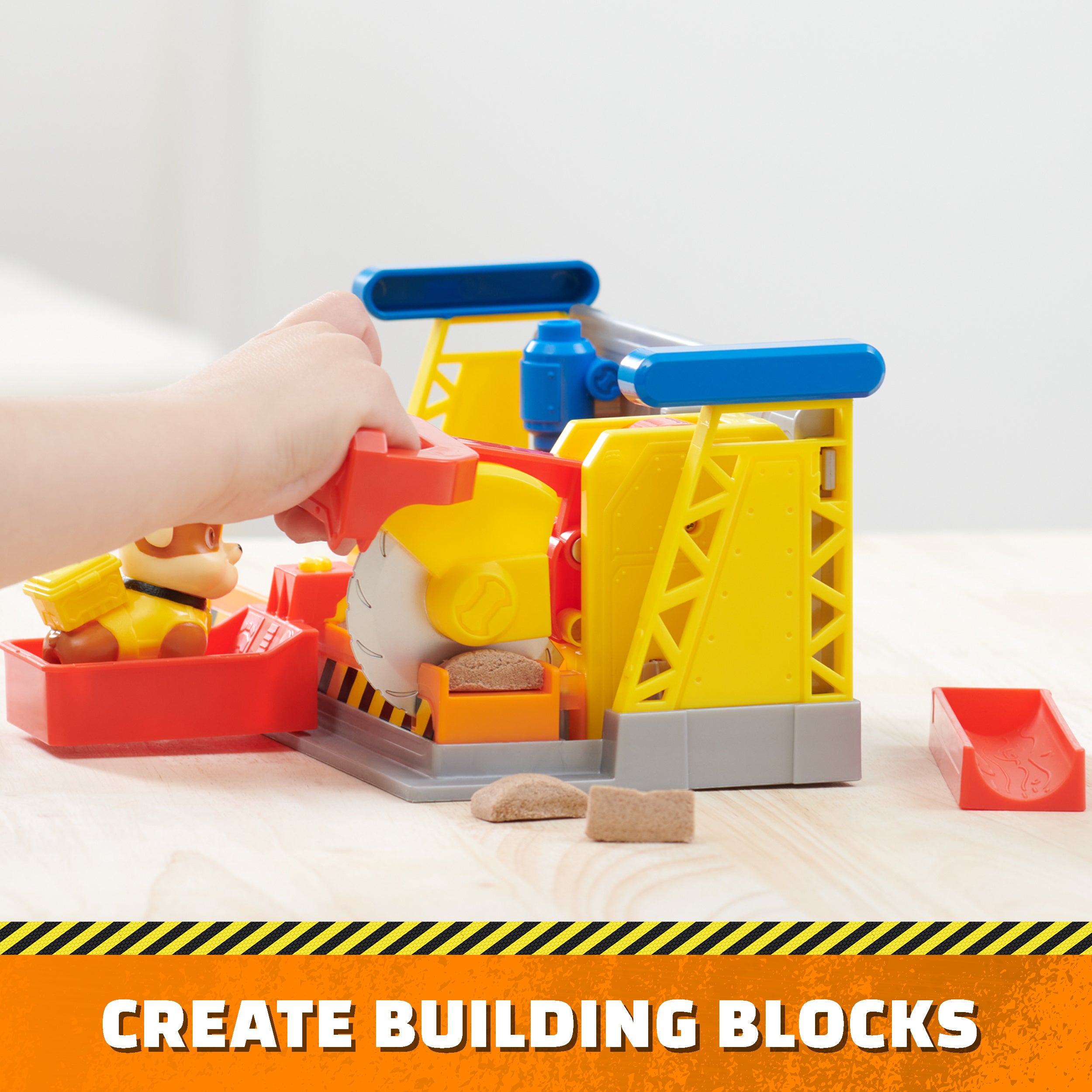 Rubble & Crew, Rubble’s Workshop Playset, Construction Toys with Kinetic Build-It Sand & Rubble Action Figure, Kids Toys for Boys & Girls Ages 3+