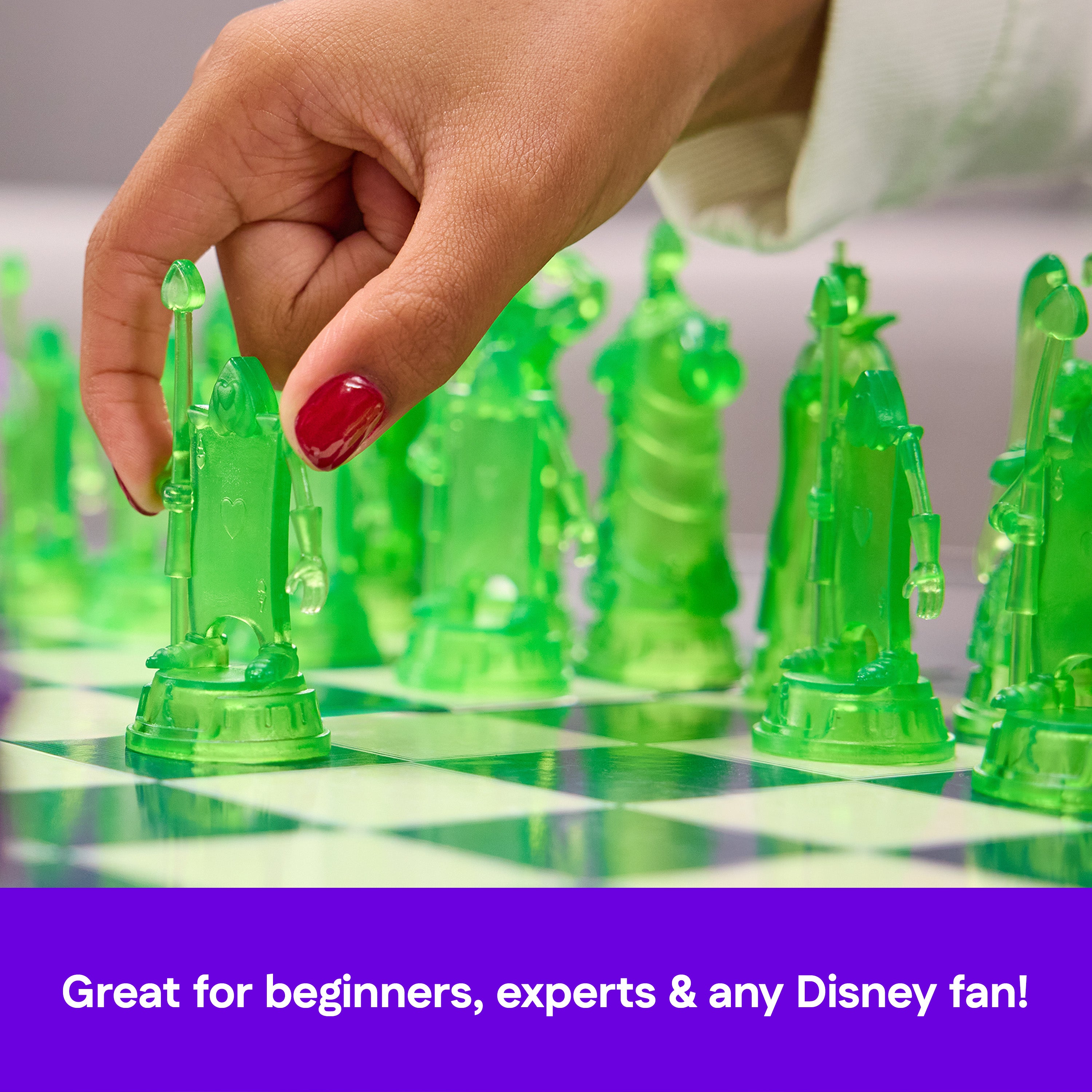 Spin Master Games, Disney Villains Chess Set for Adults & Kids, Play as Classic Disney Characters like Ursula, Jafar, Hades, & More, Classic Strategy Game & STEM Activity, 2 Players, for Ages 8 & Up