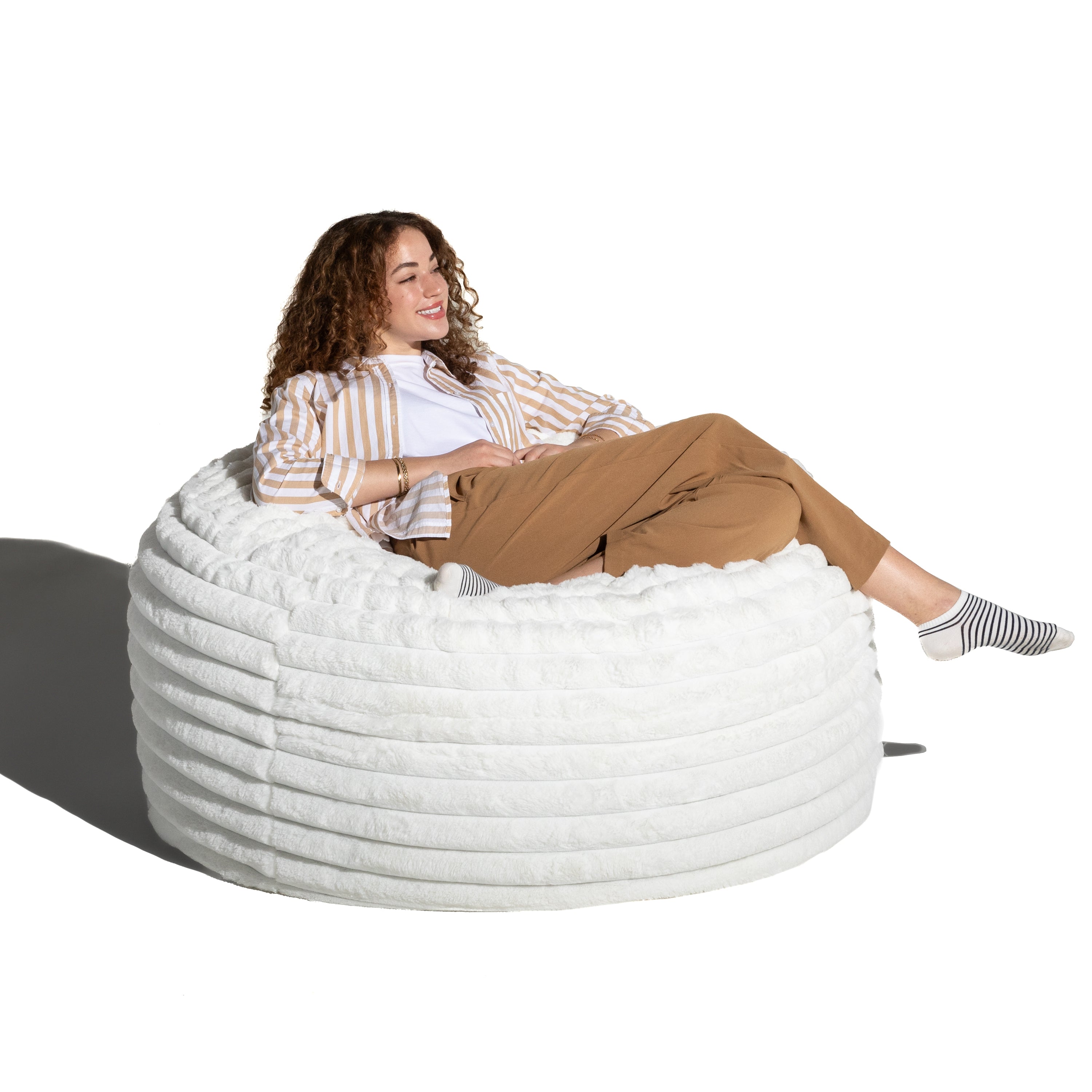 Jaxx Saxx 4ft - Large Round Bean Bag for Adults - Made in the USA - Luxuriously Soft Plush Faux Fur, Ivory