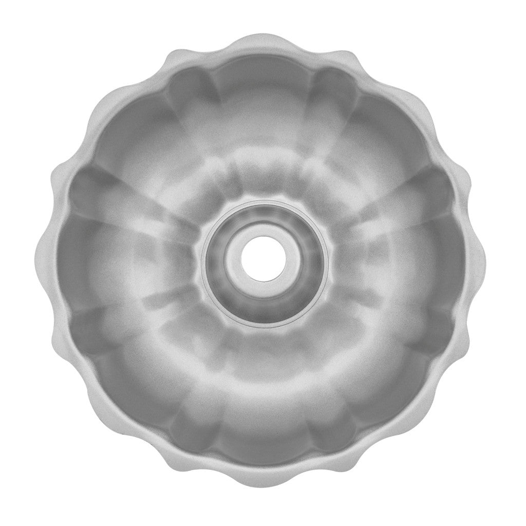 9.5" Fluted Cake Pan