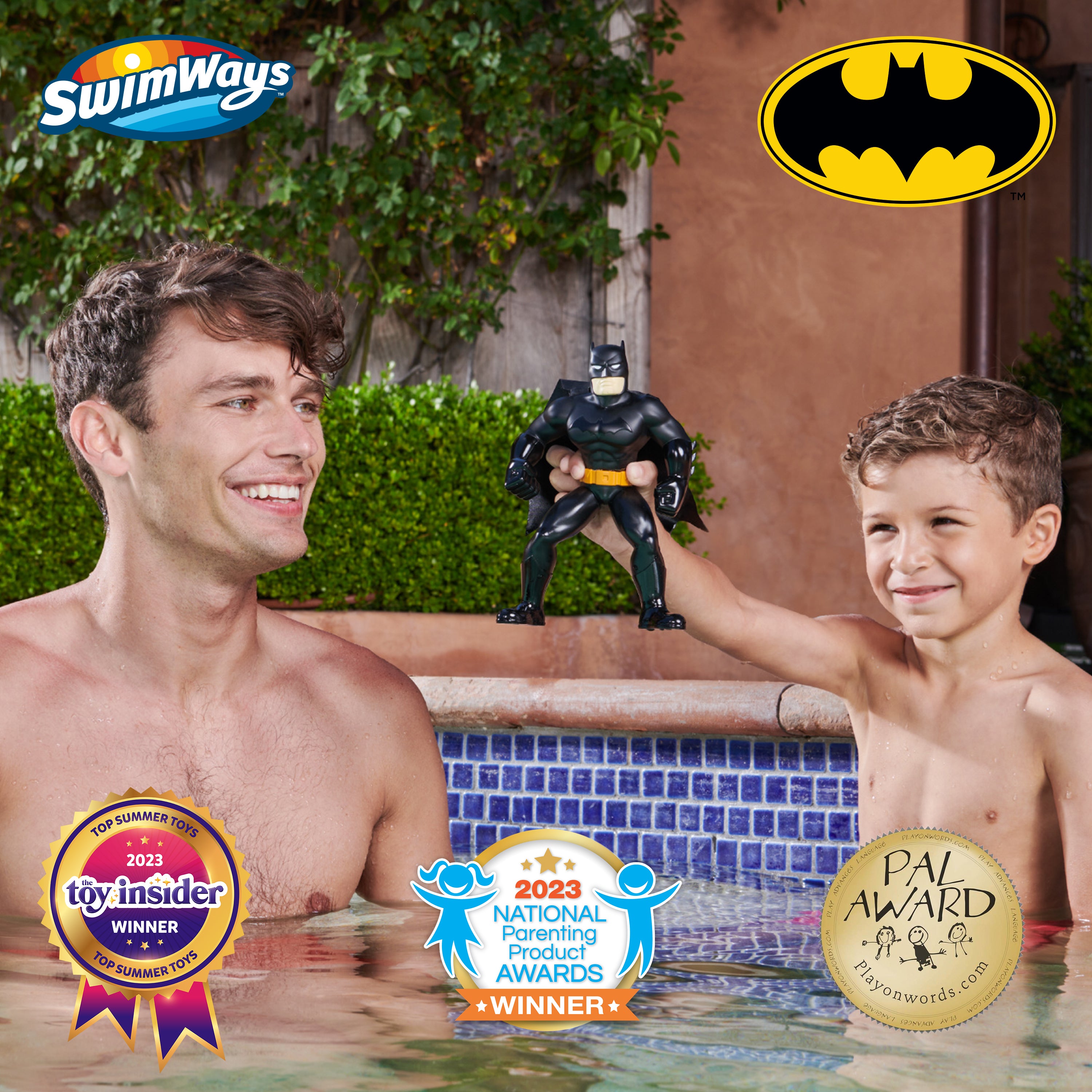 Swimways DC Batman Floatin' Figures, Swimming Pool Accessories & Kids Pool Toys, Batman Party Supplies & Water Toys for Kids Aged 3 & Up